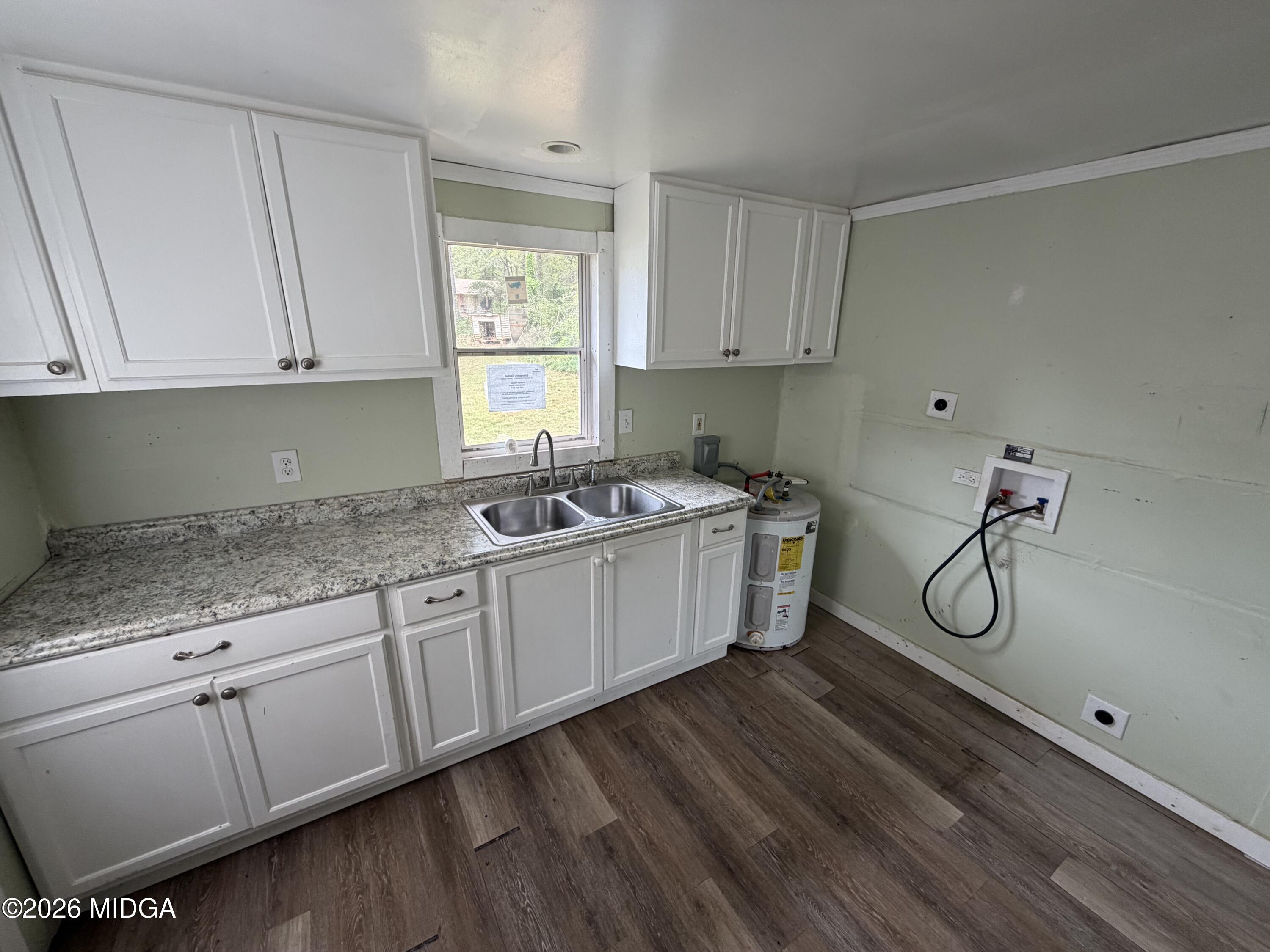 1596 Martin Luther King Junior Drive