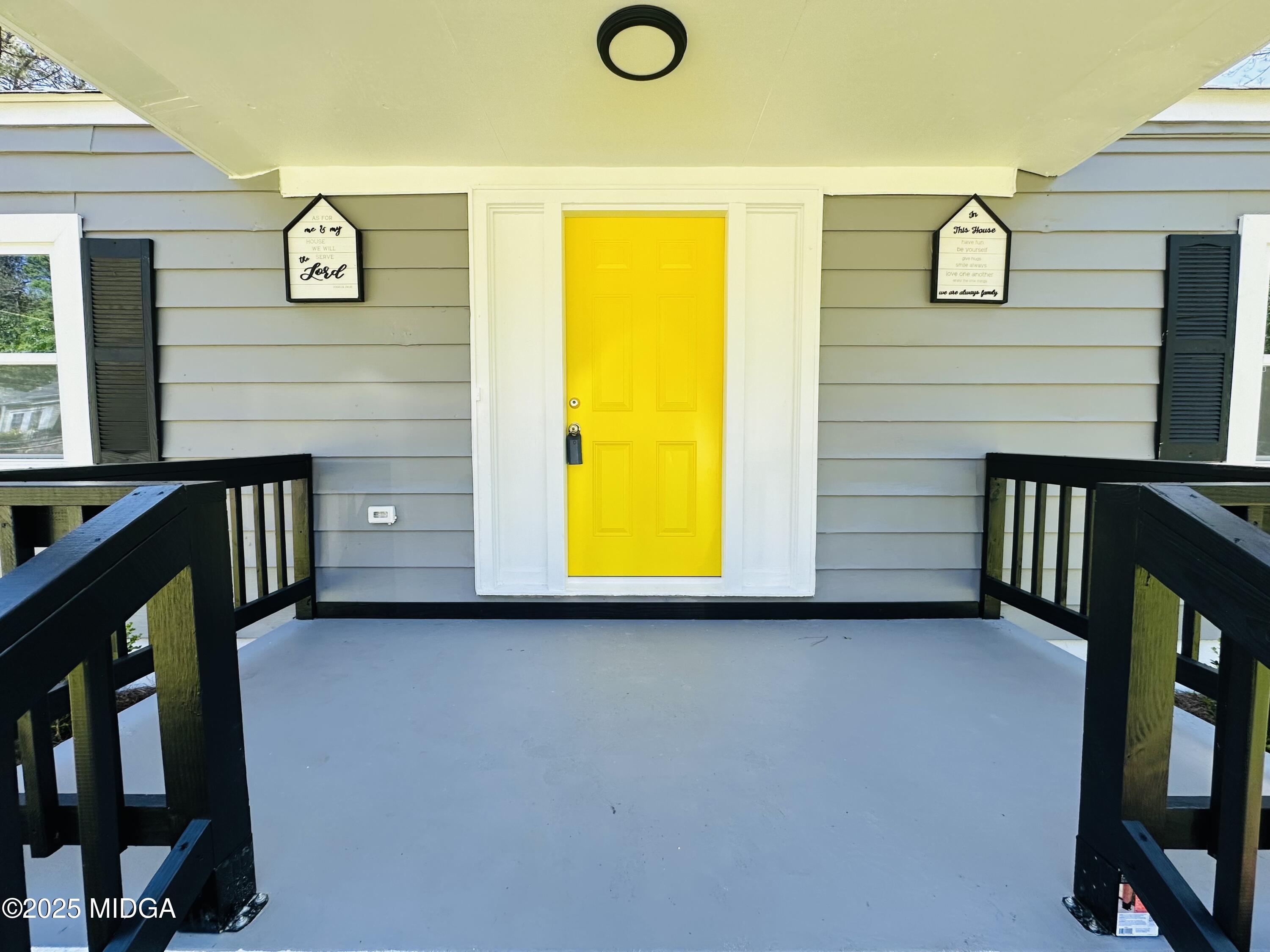 1238 Mimosa Drive