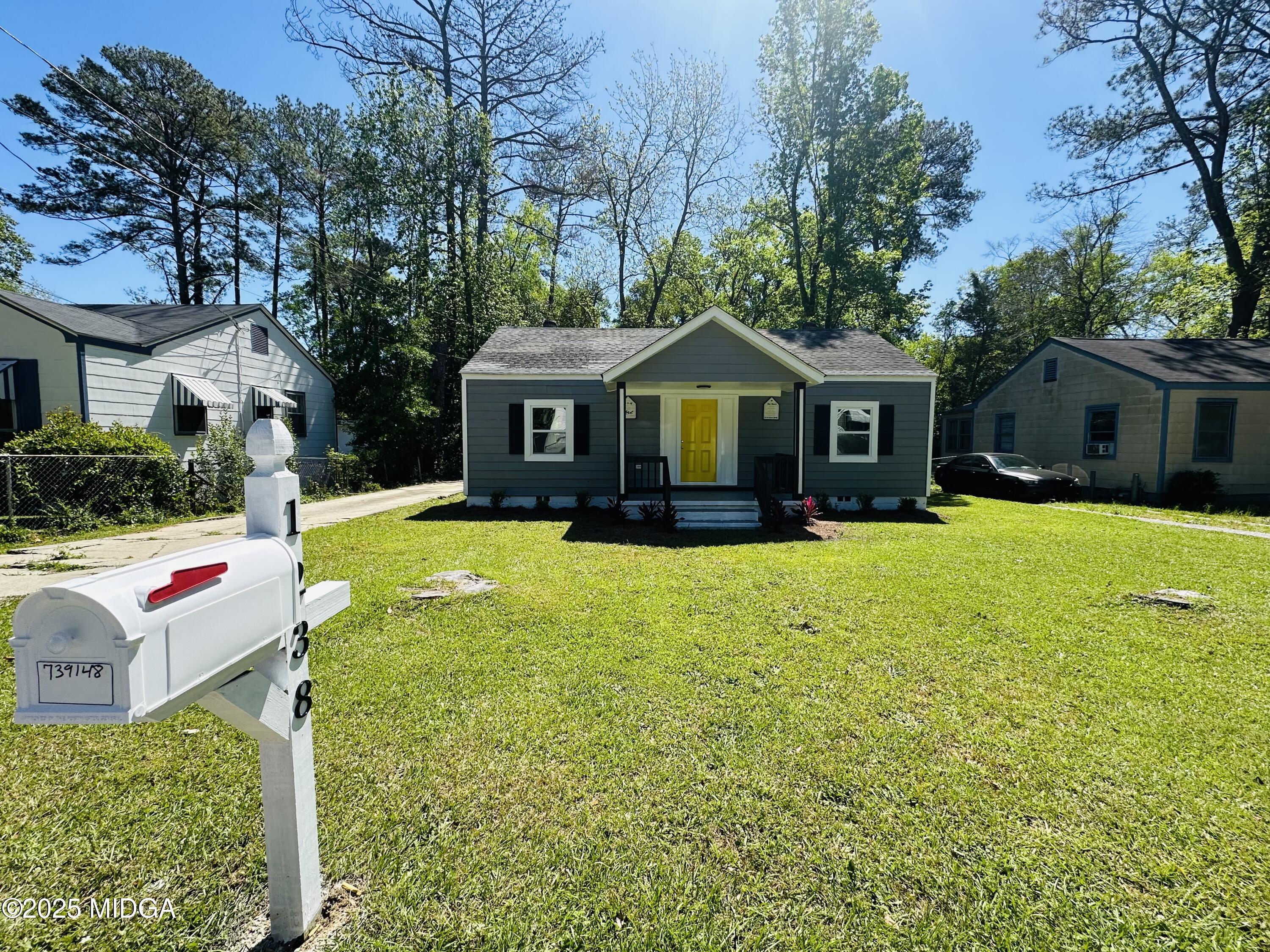 1238 Mimosa Drive