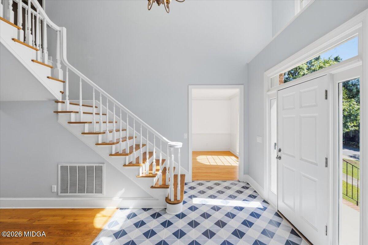 216 Hunters Hill Court