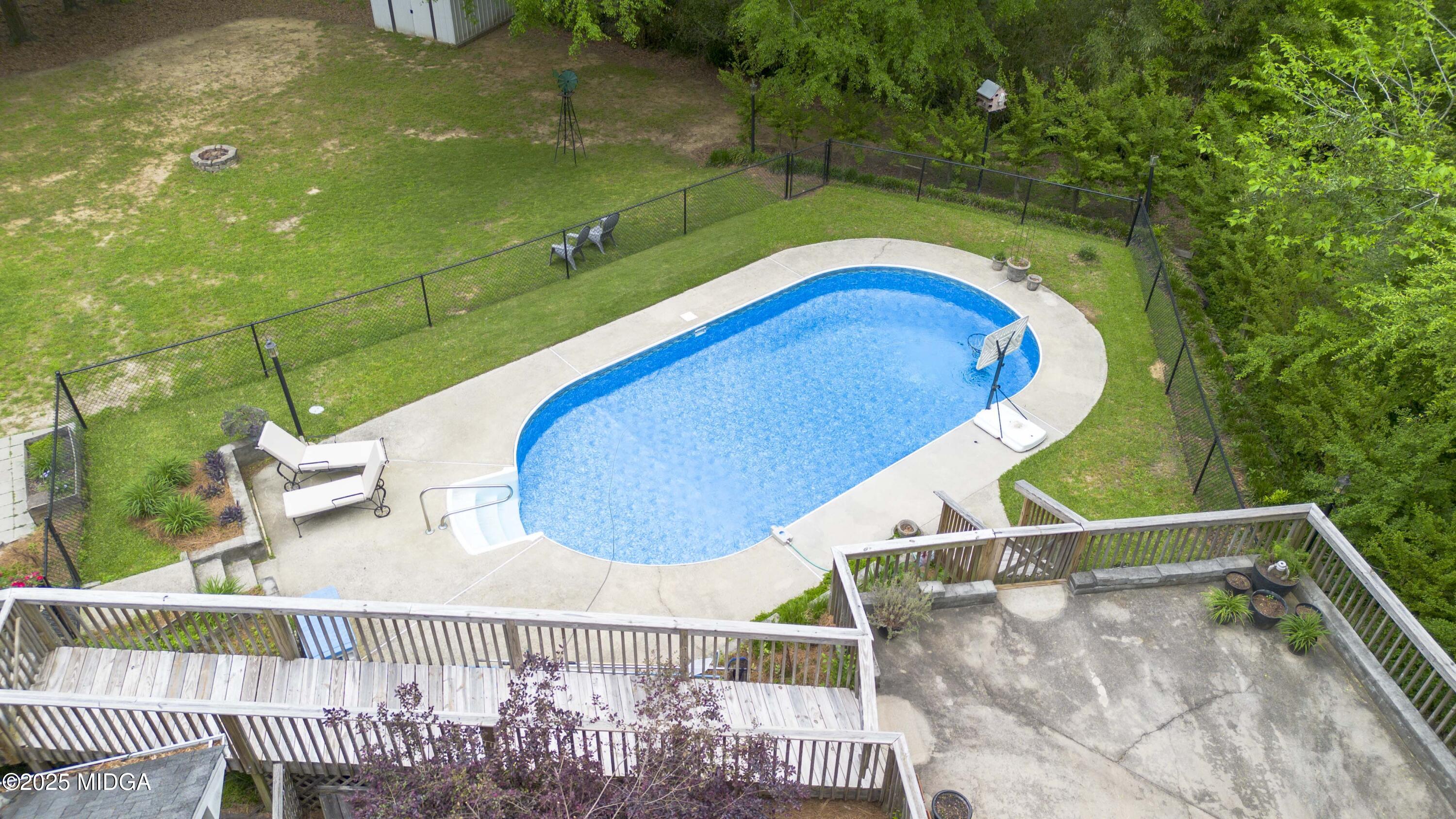 166 Lullworth Cove