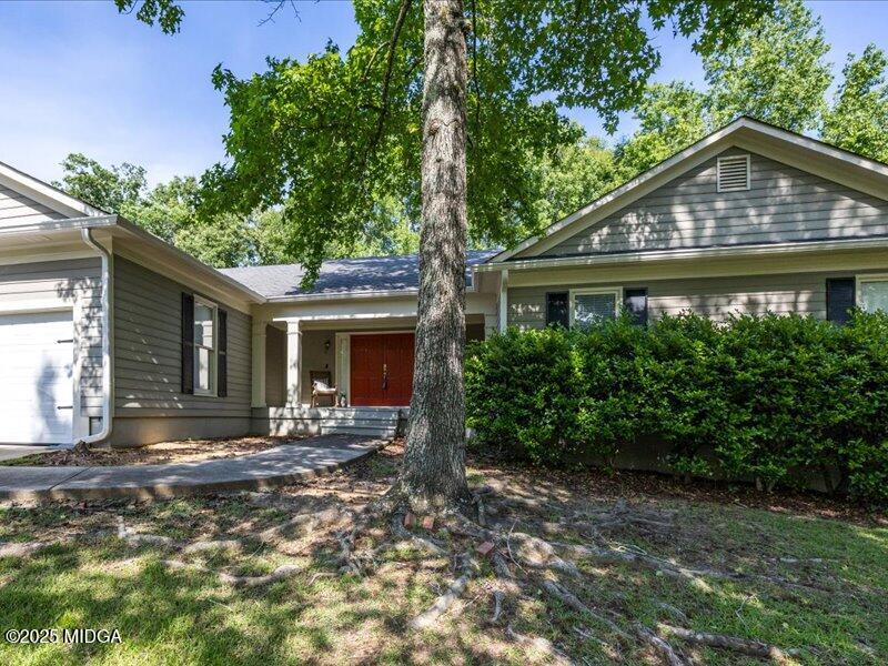 725 Summerwind Drive