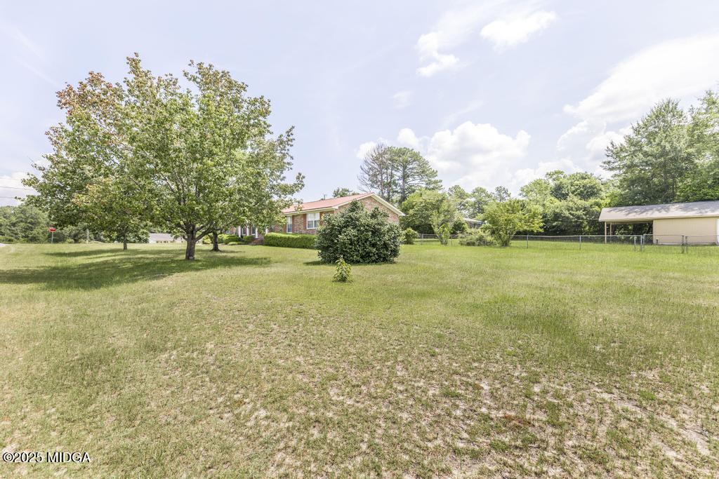 5606 Esther Place