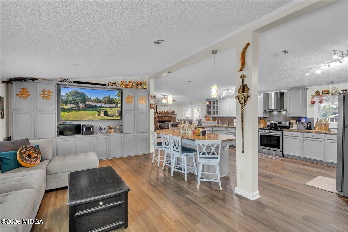 319 Pope Road