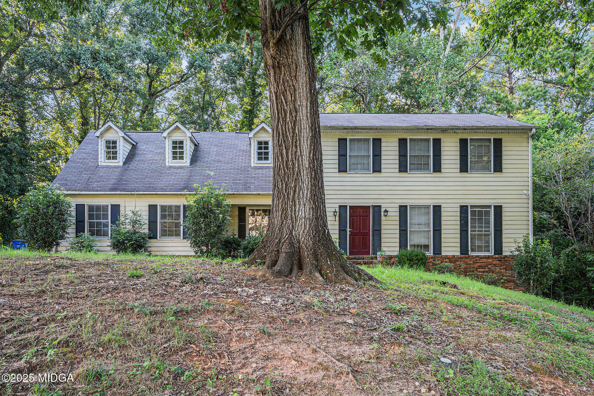 602 Commanche Drive