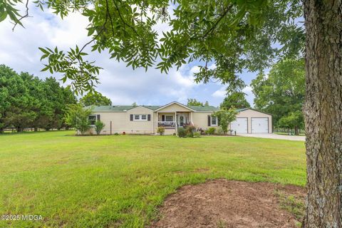 792 Ellis Road Elko GA 31025