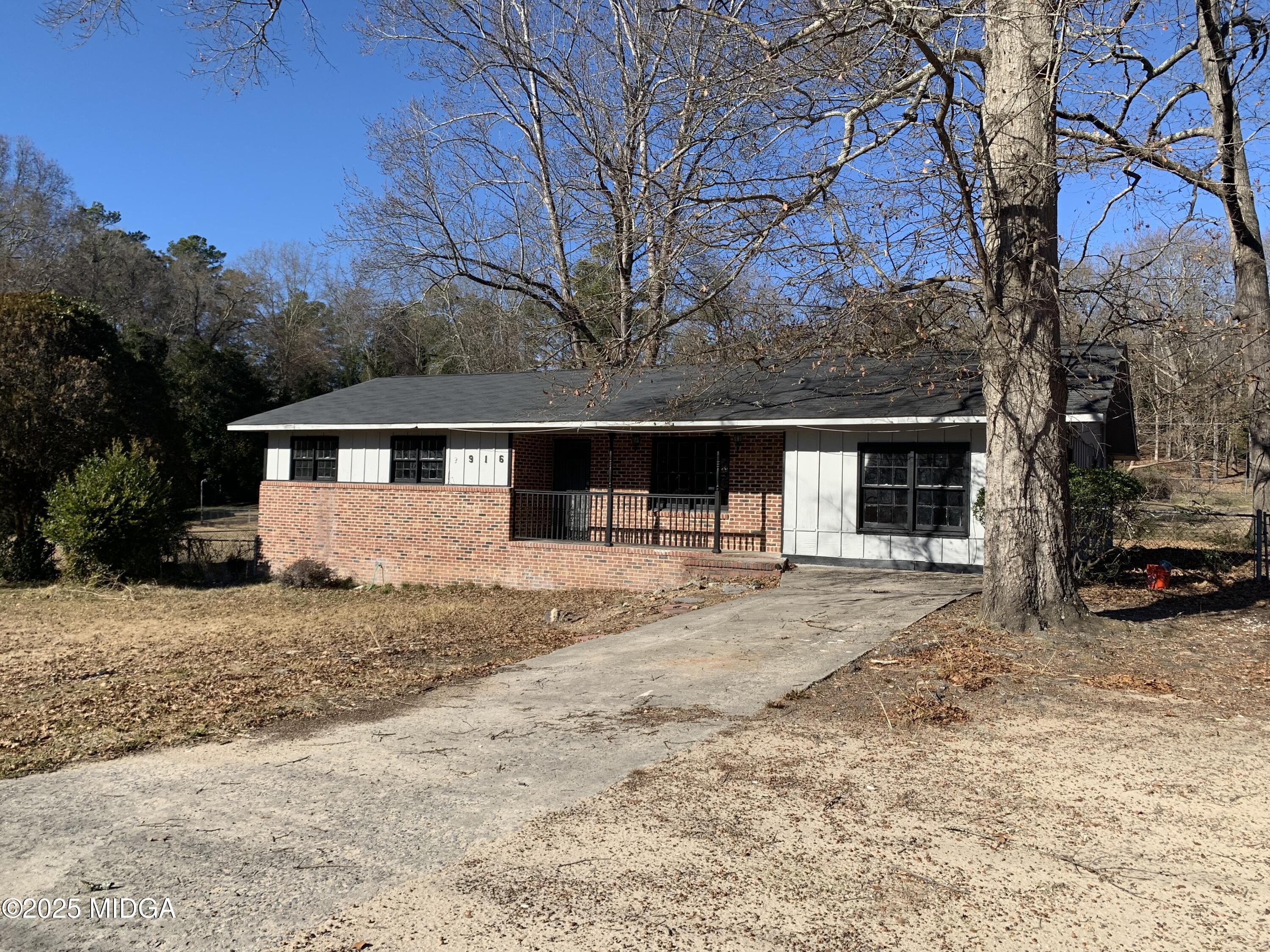 3916 Mickey Drive