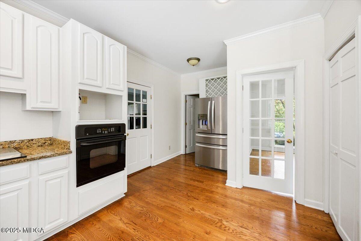 163 Carriage Way