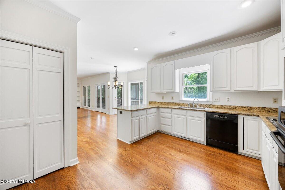 163 Carriage Way
