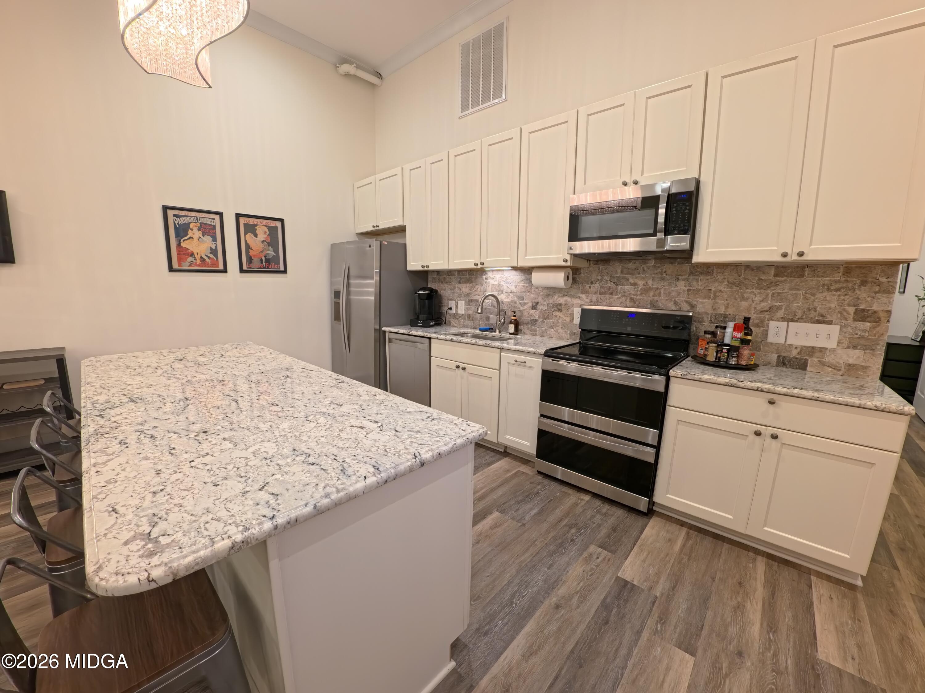 522 Cherry Street 101
