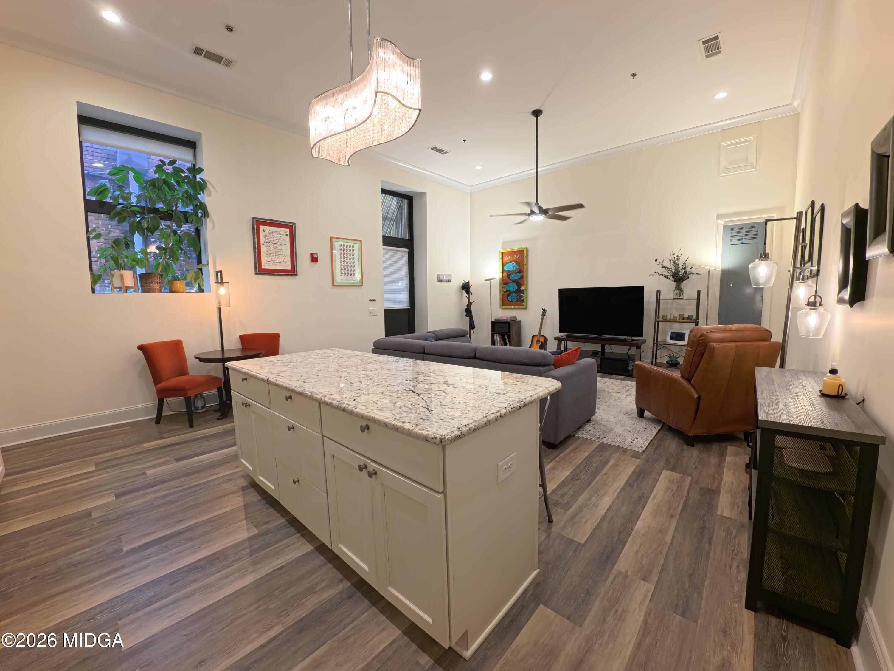 522 Cherry Street 101