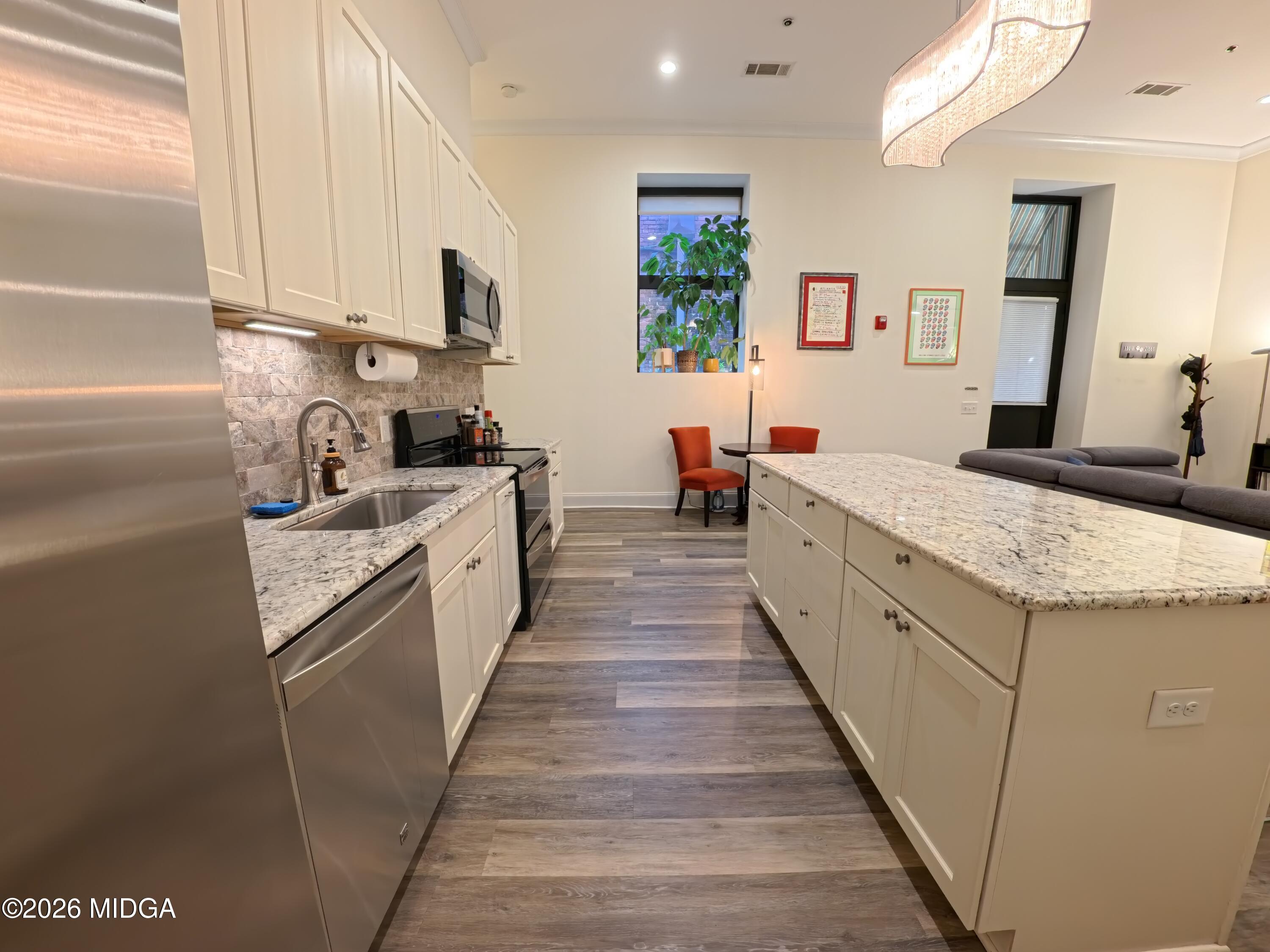 522 Cherry Street 101