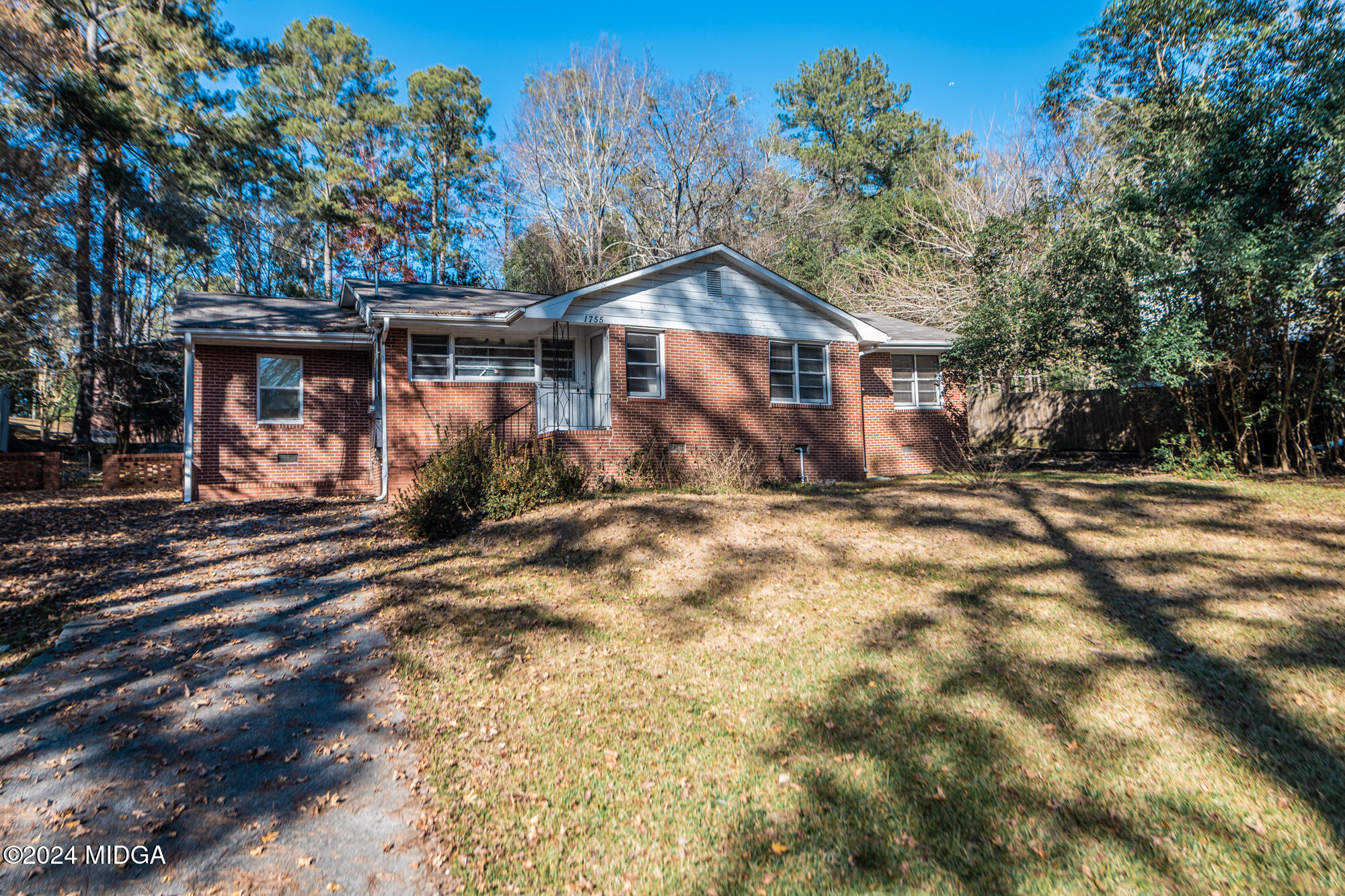 1755 Waverland Circle