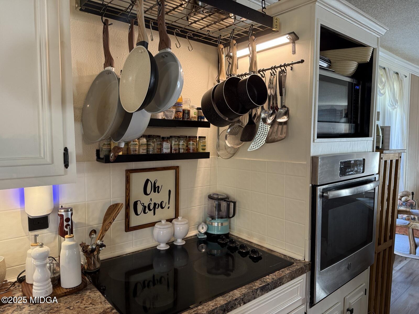 4620 S Stratford Oaks Drive