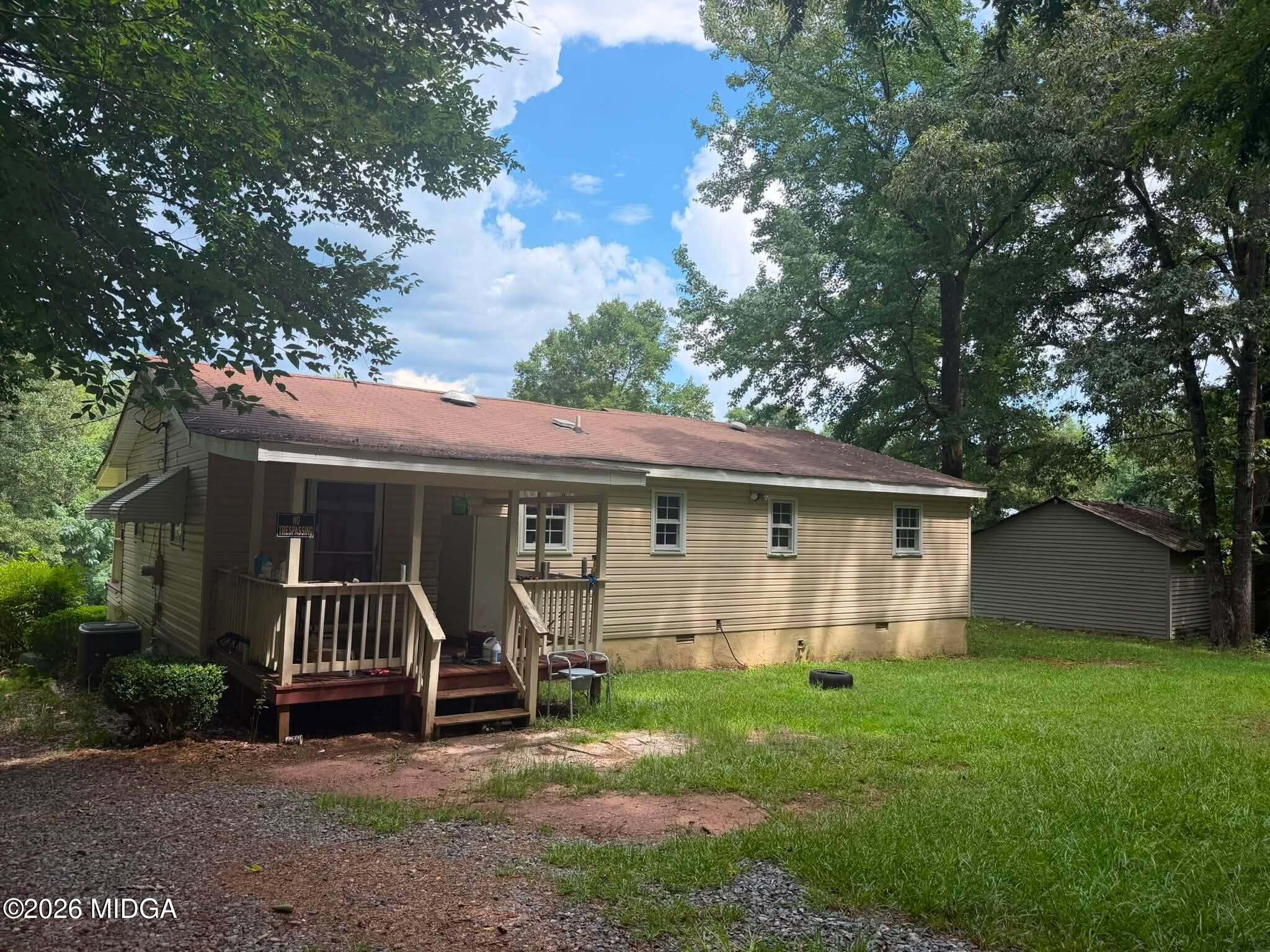 81 Anderson Lane