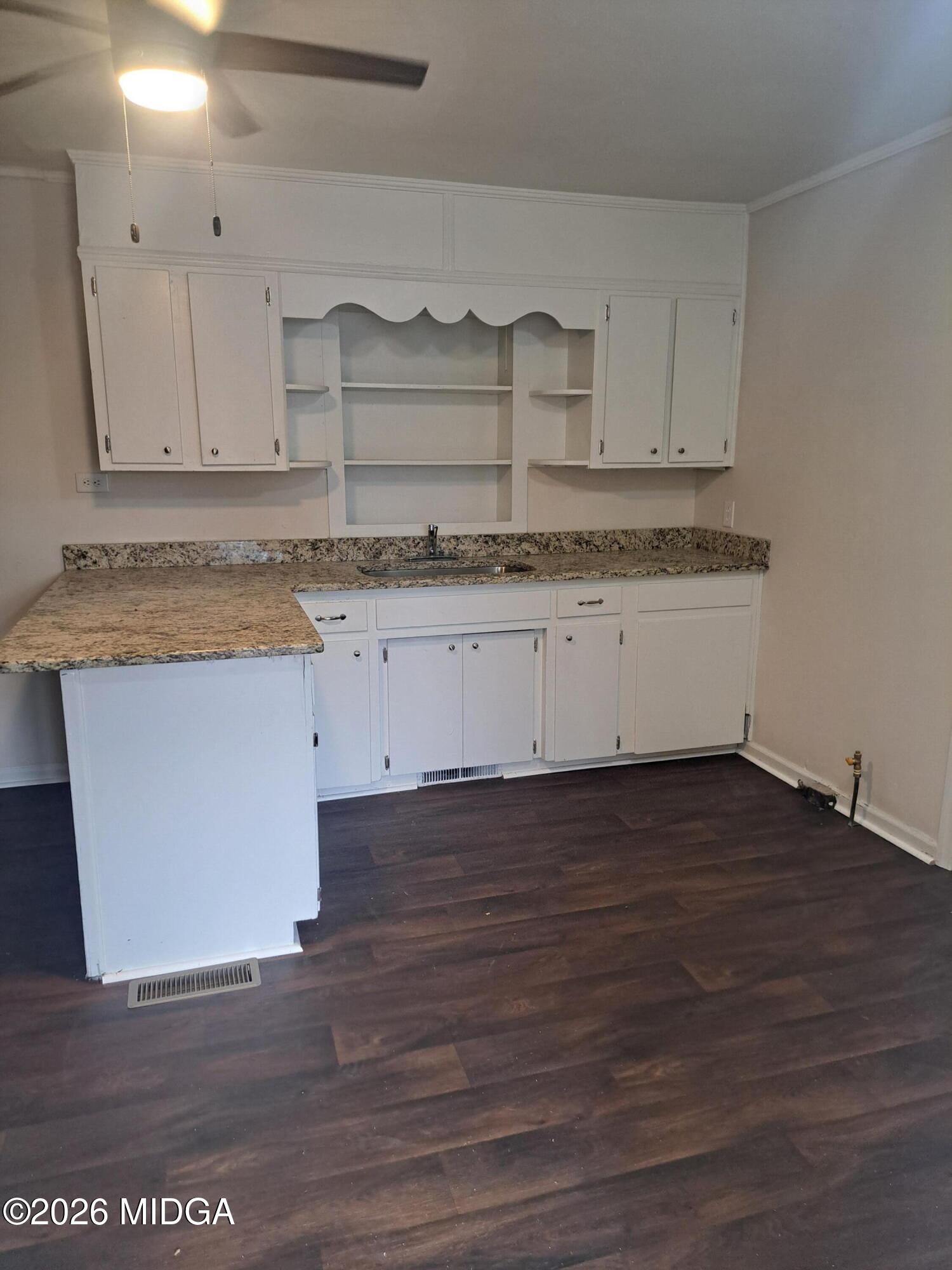 2344 Holiday Drive
