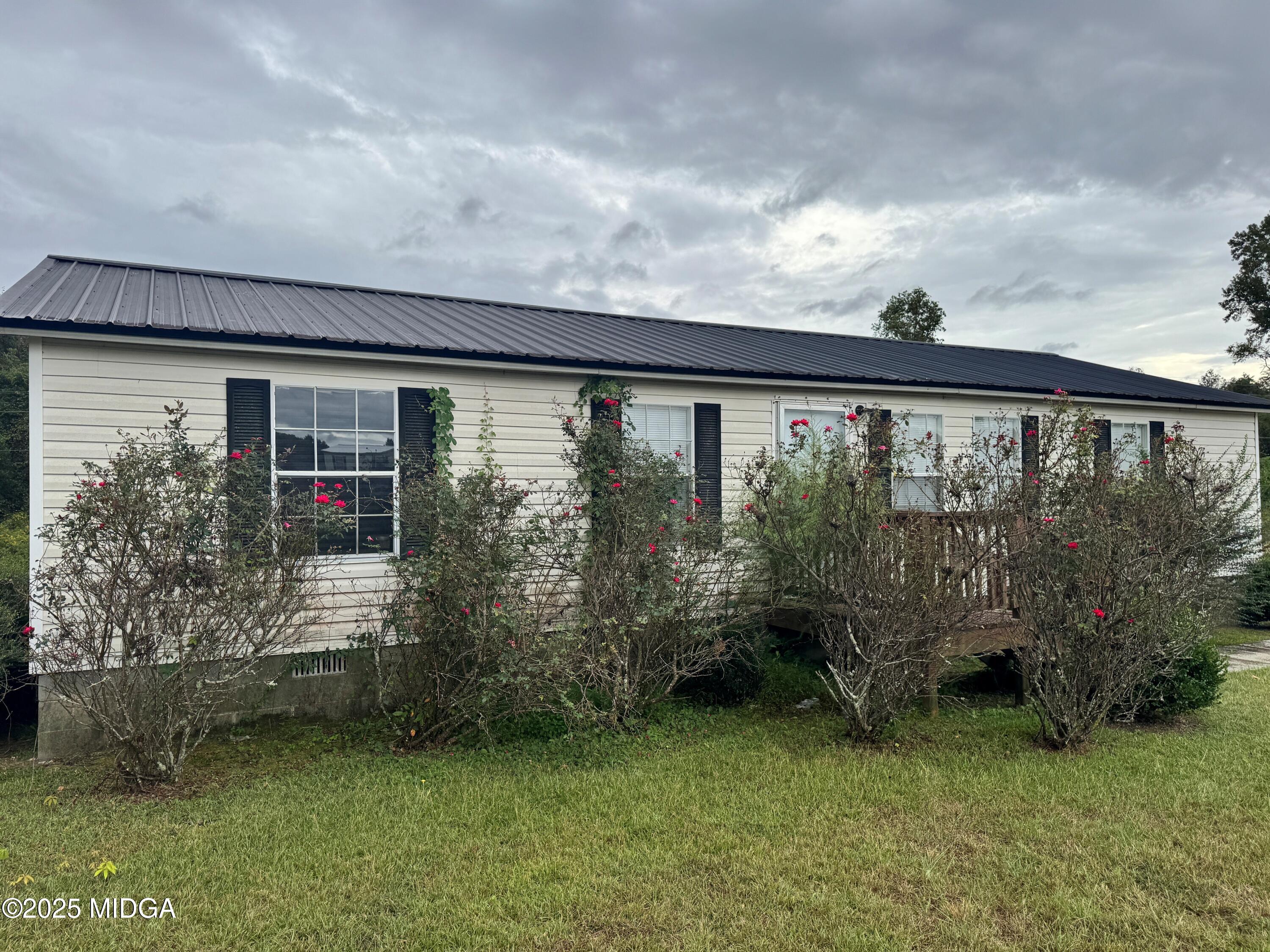 50 River Chase Drive