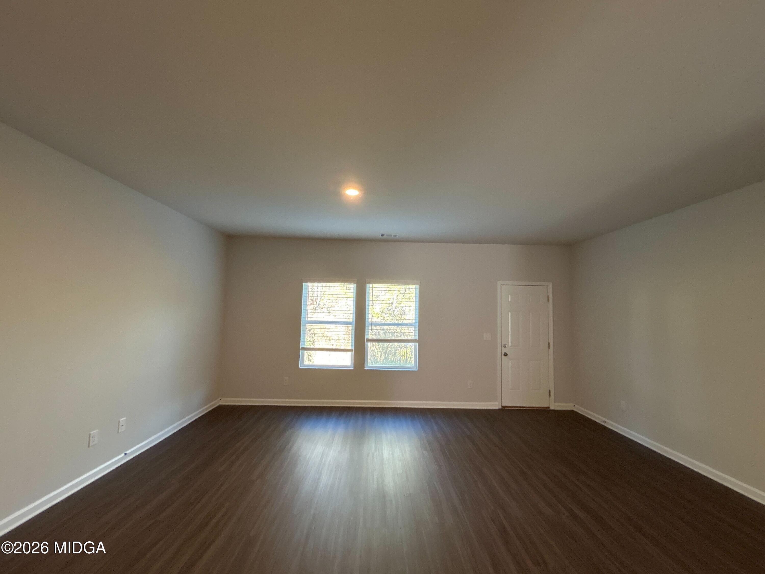 142 Red Oak Trail NW