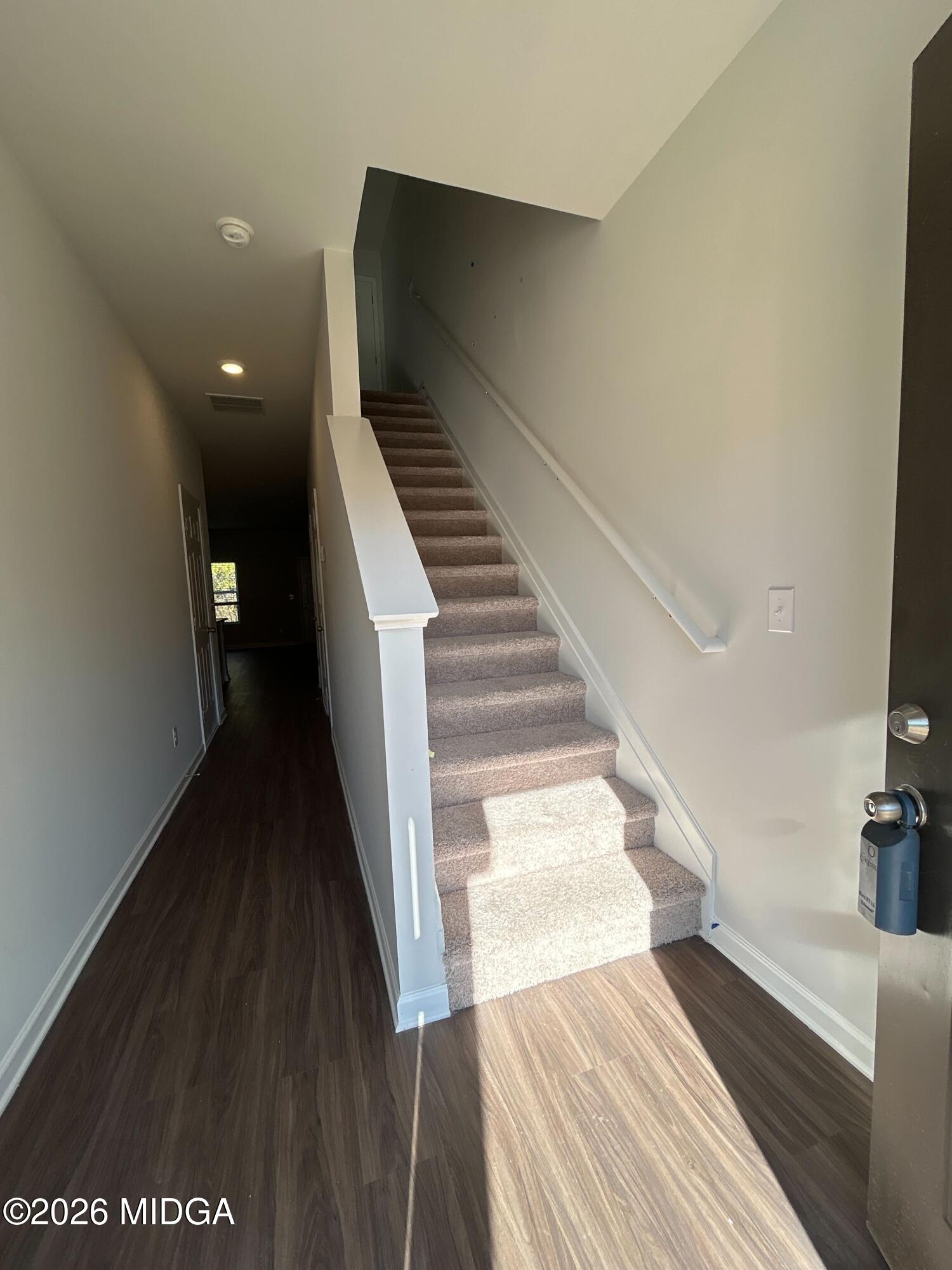 142 Red Oak Trail NW