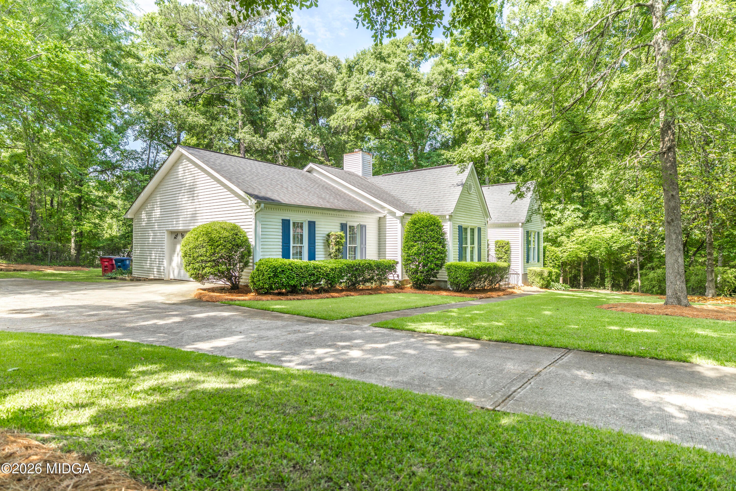 107 Saint Thomas Place