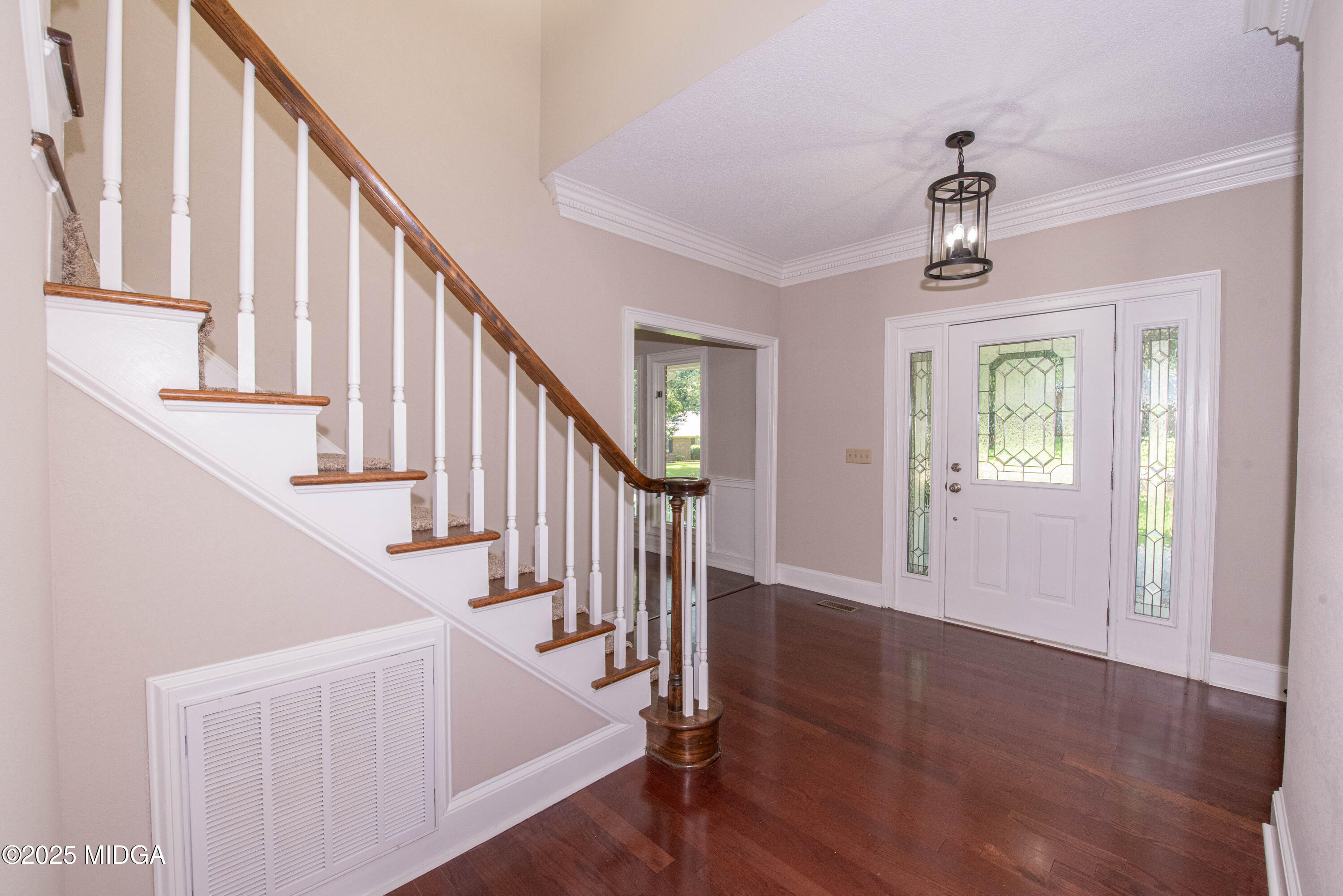 107 Shadowood Drive