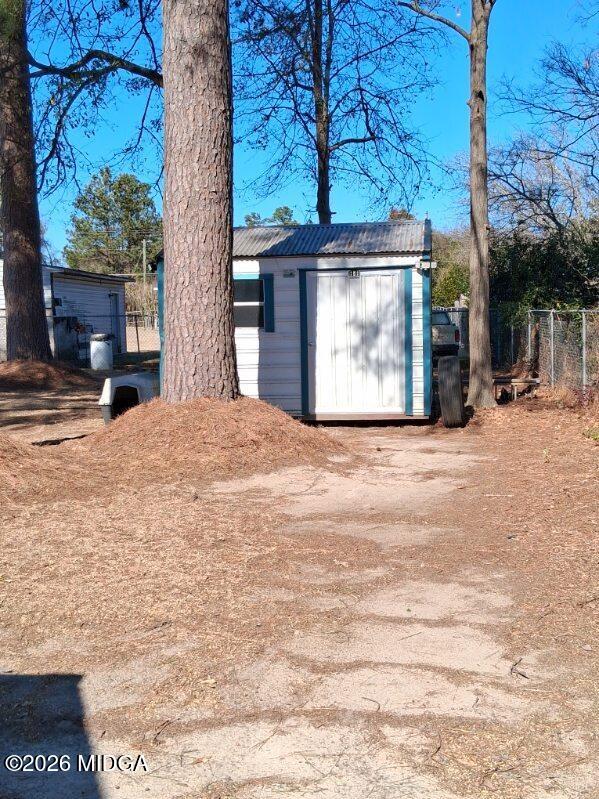 2545 Greenwood Terrace