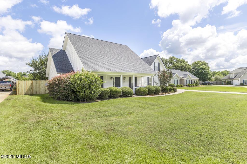 76 Duke Lane