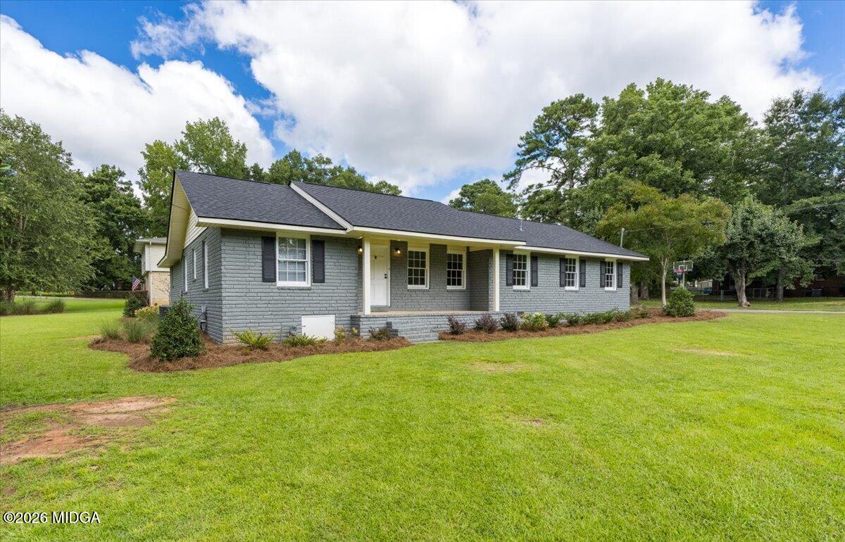 196 Short Street