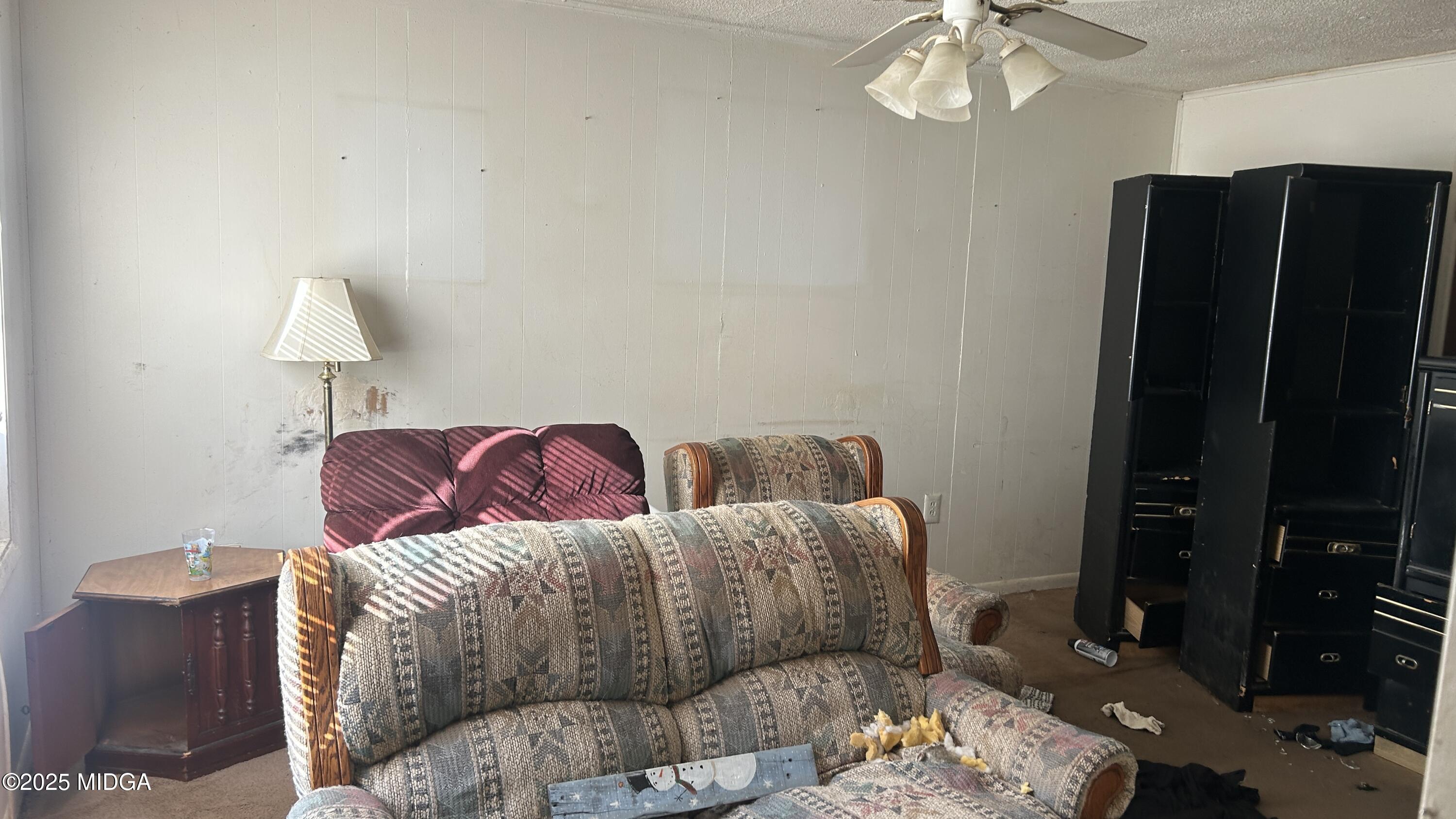 2621 Village Green Lane