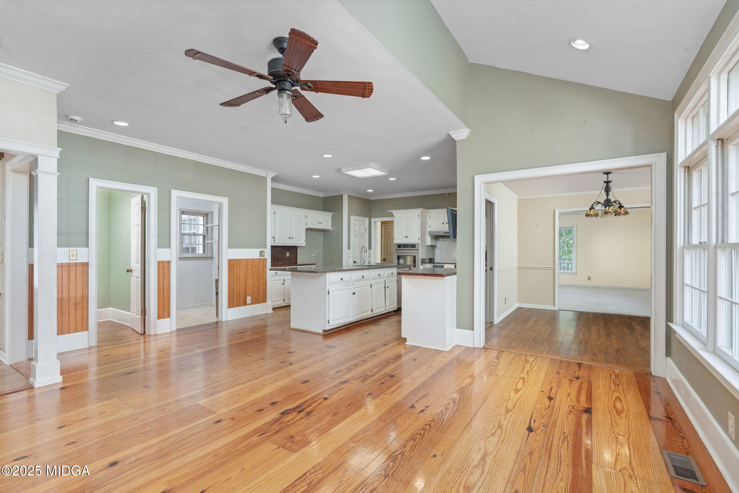 5695 Sweetbriar Trail