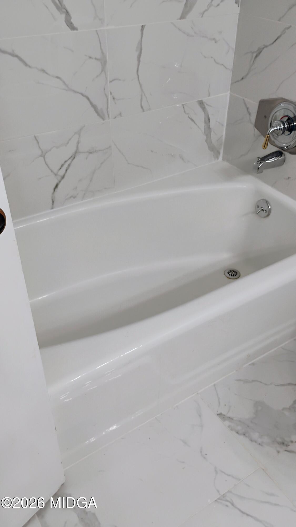 3945 Meadowbrook Drive