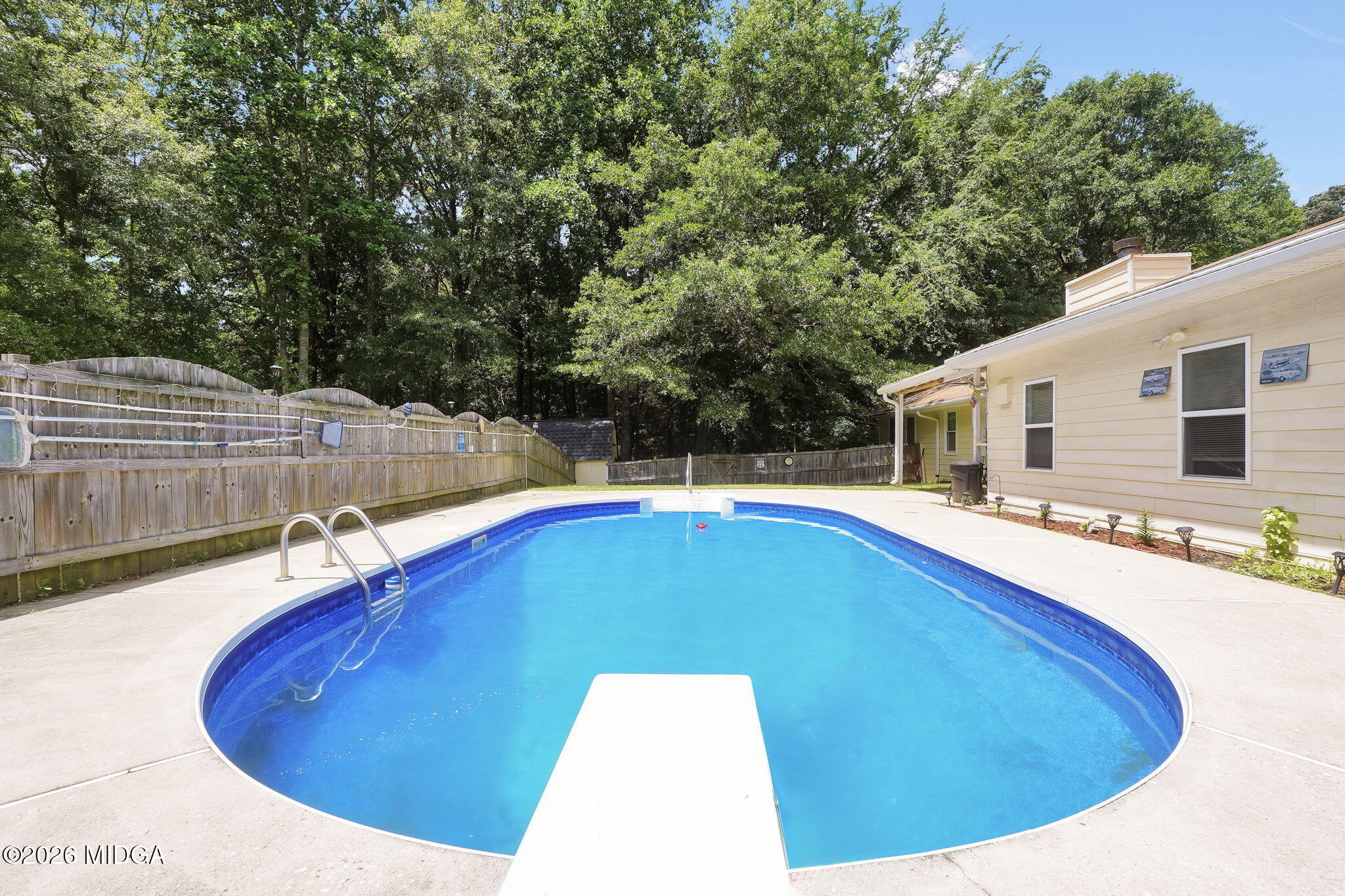 145 Stoneridge Way