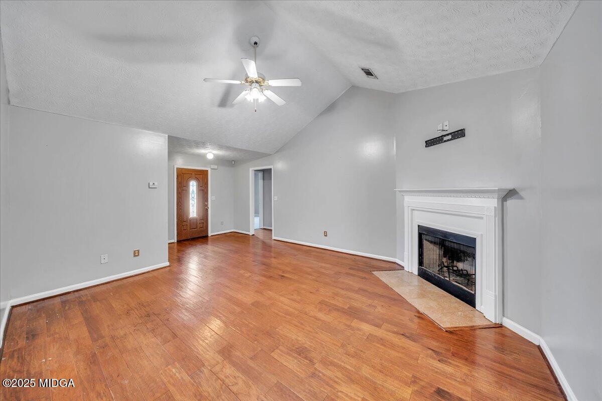 201 Apple Valley Road