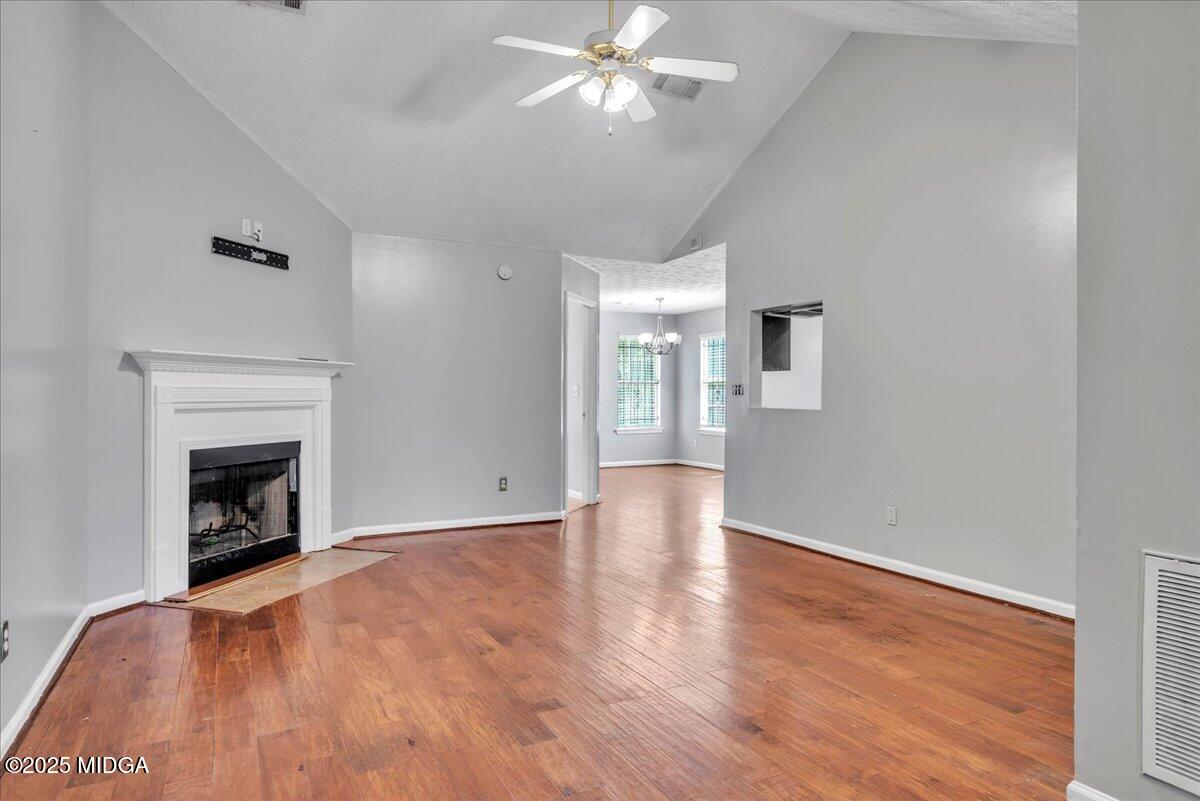 201 Apple Valley Road
