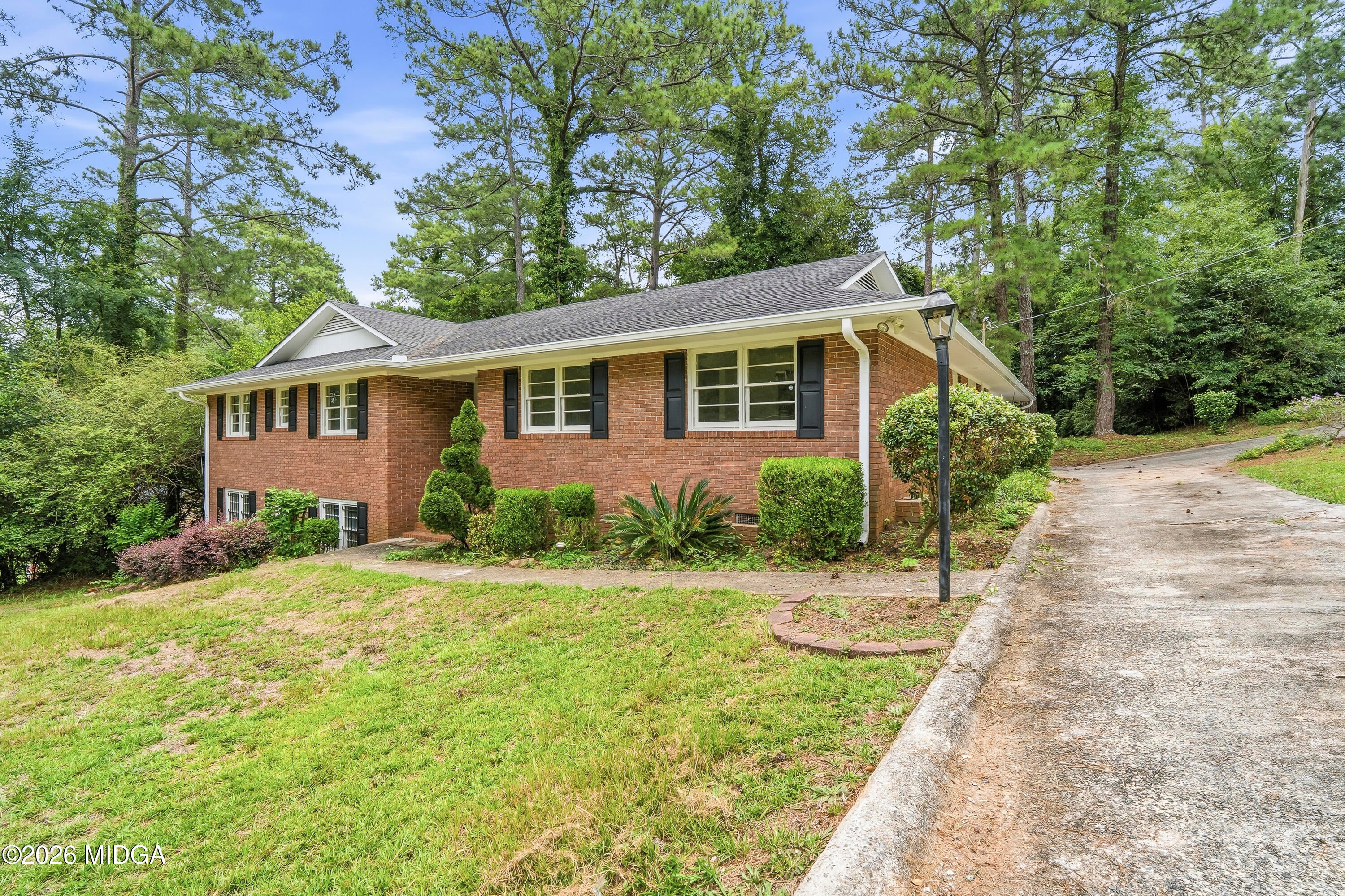 1803 Kirkwood Drive
