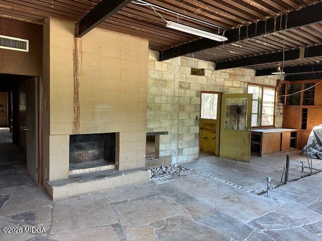 1831 Upper River Road