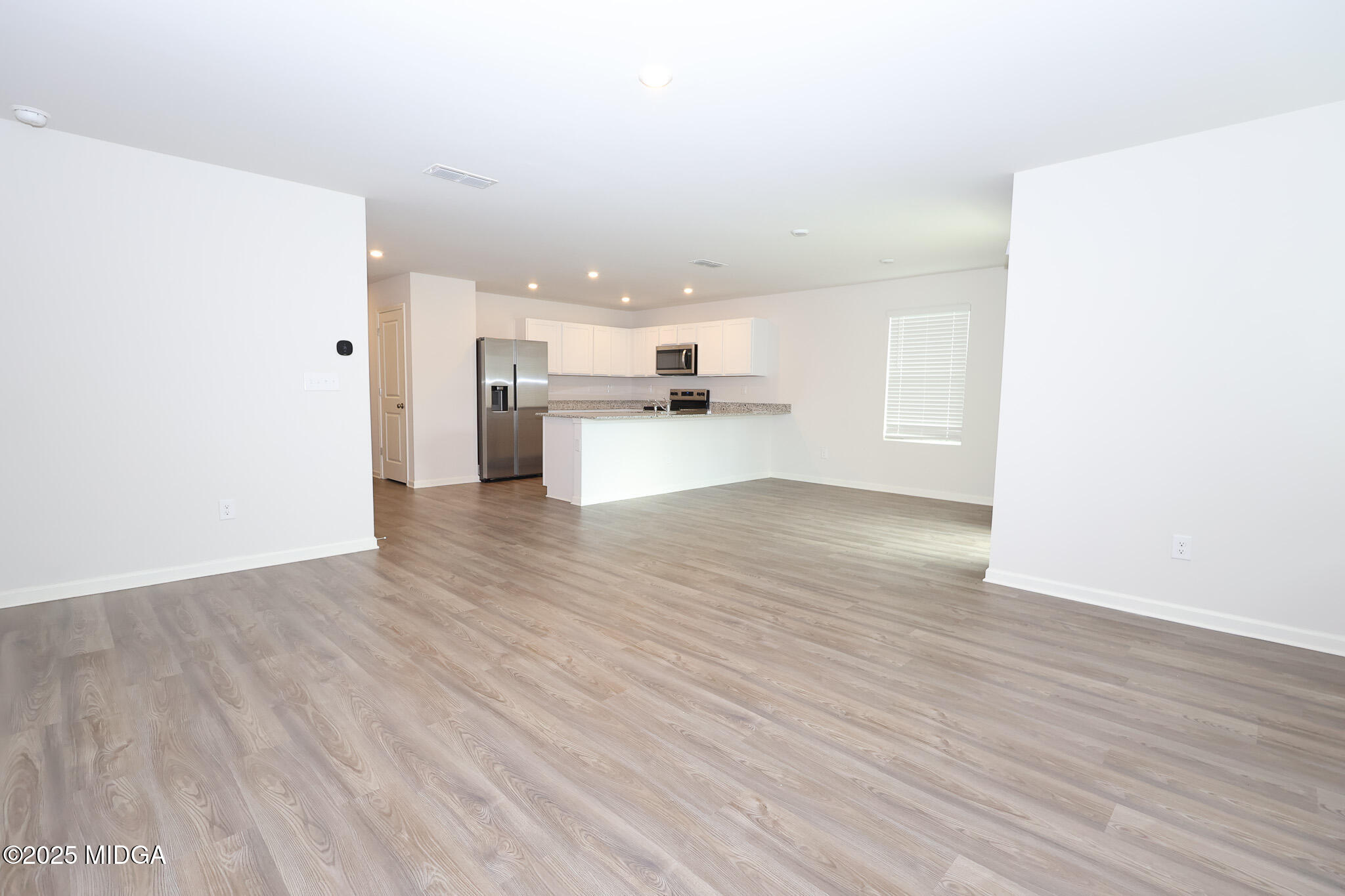 310 London Court