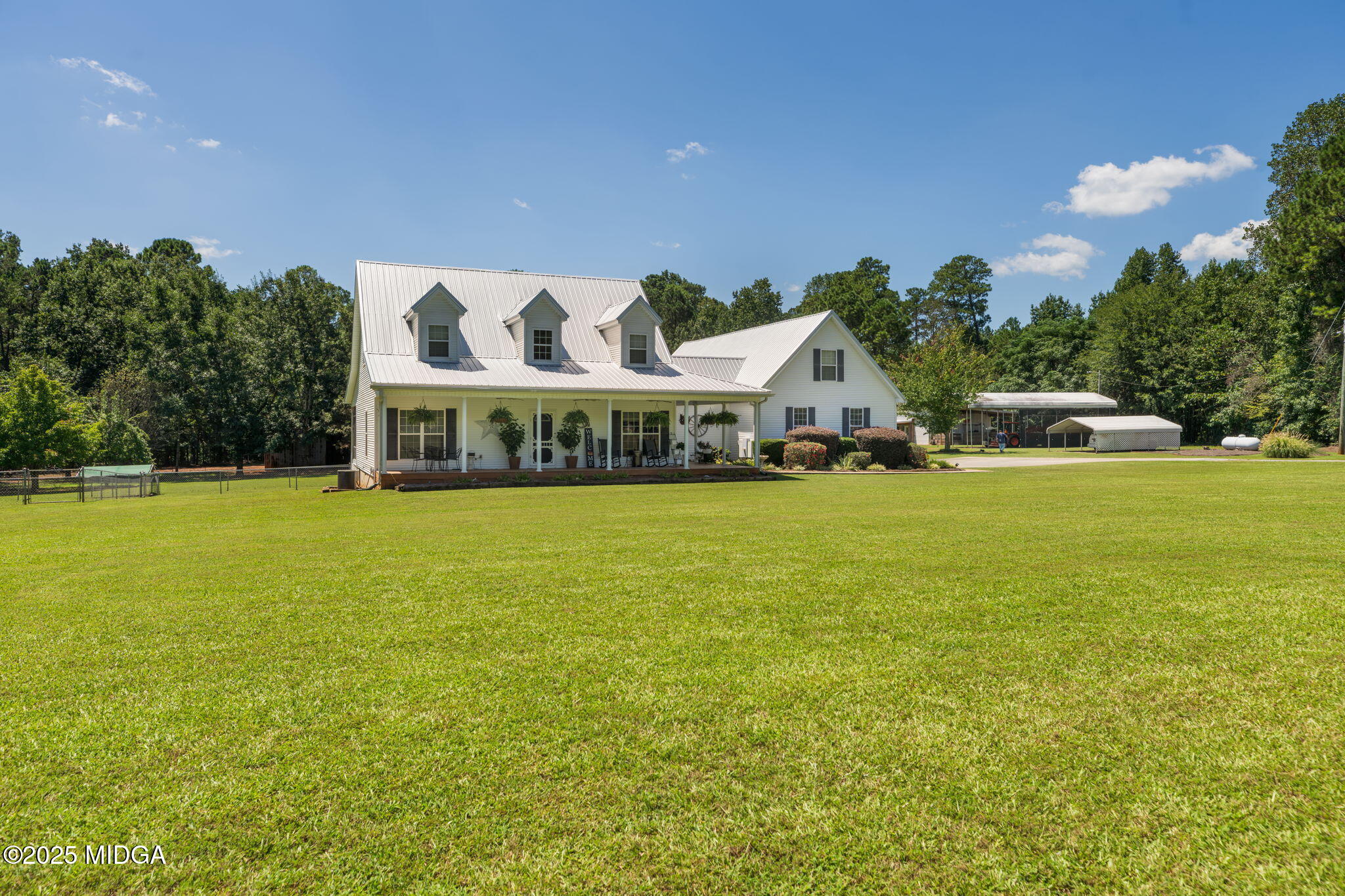 1097 Monticello Highway