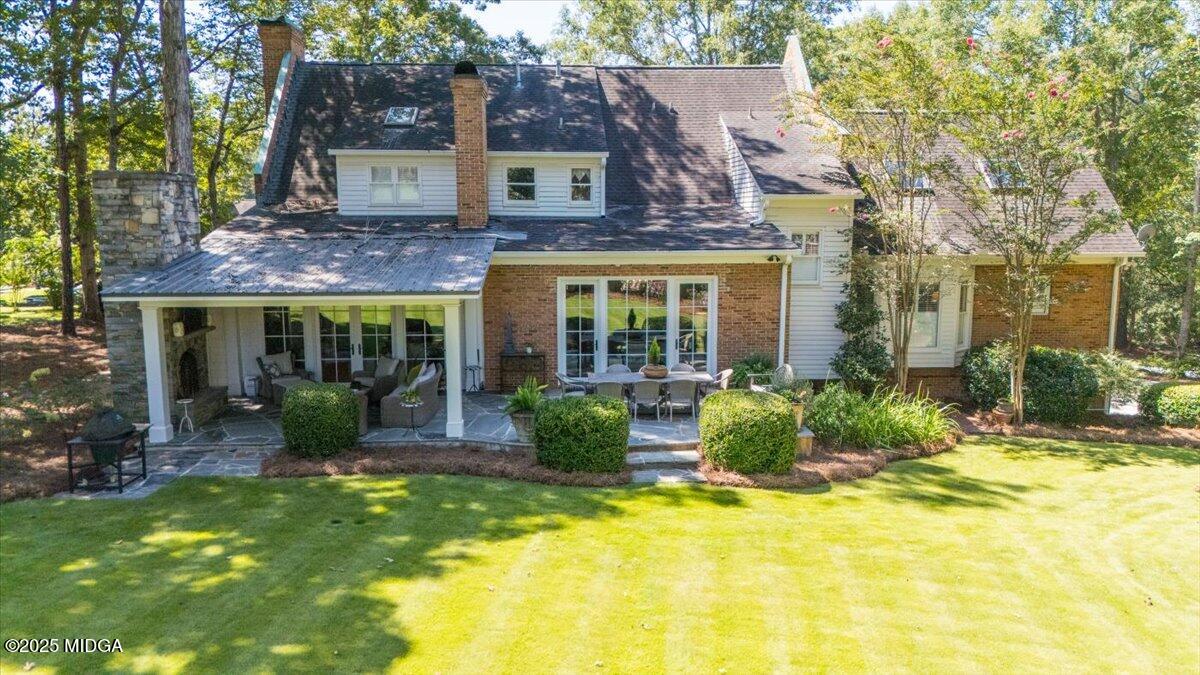 1153 Saint Andrews Drive