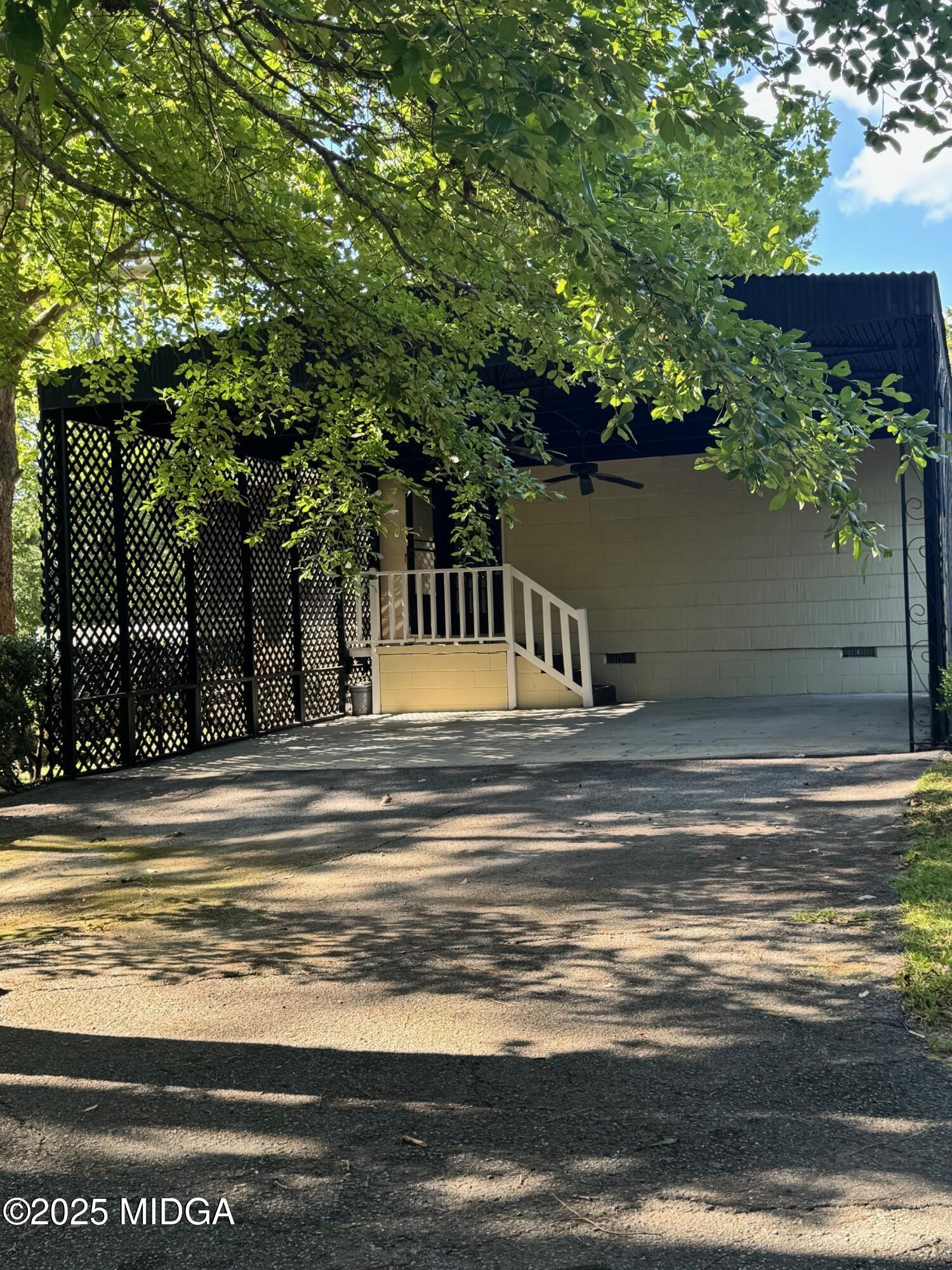 115 Canary Lane
