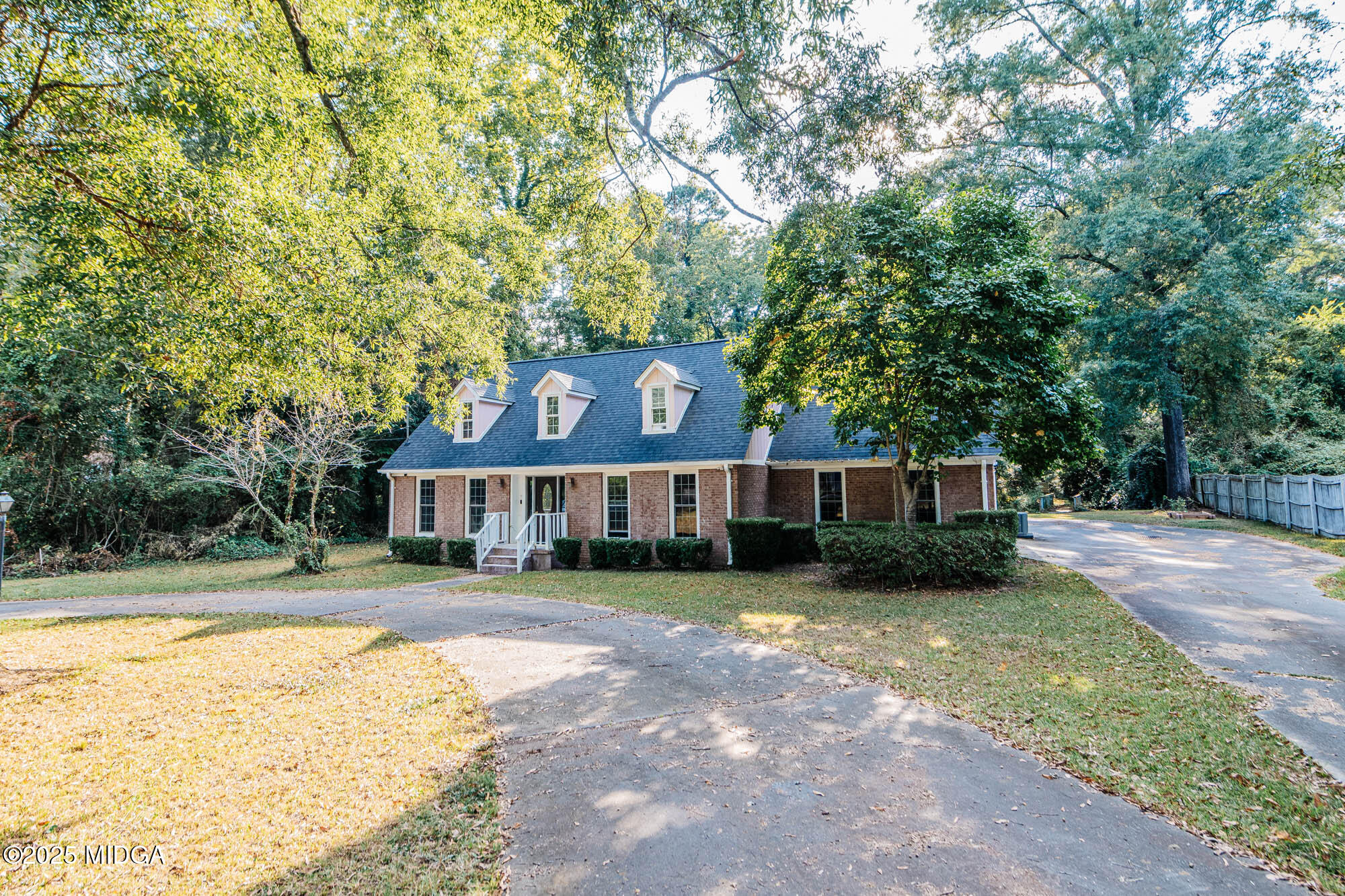 4811 Guerry Drive