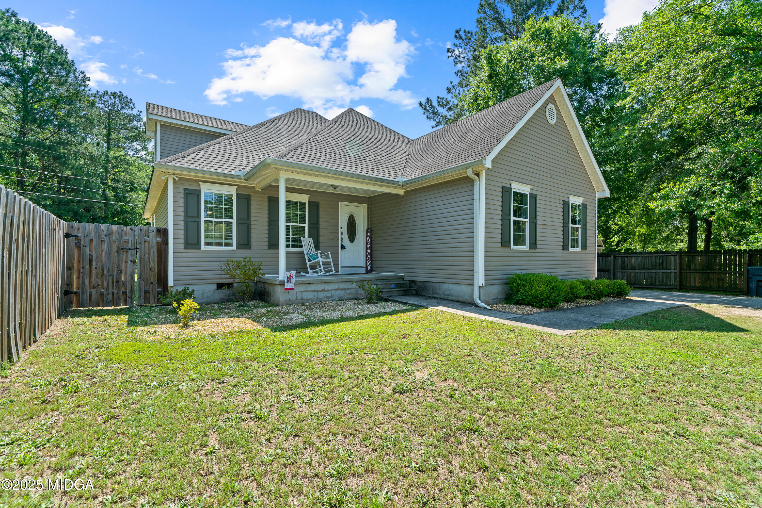 395 Chapman Road