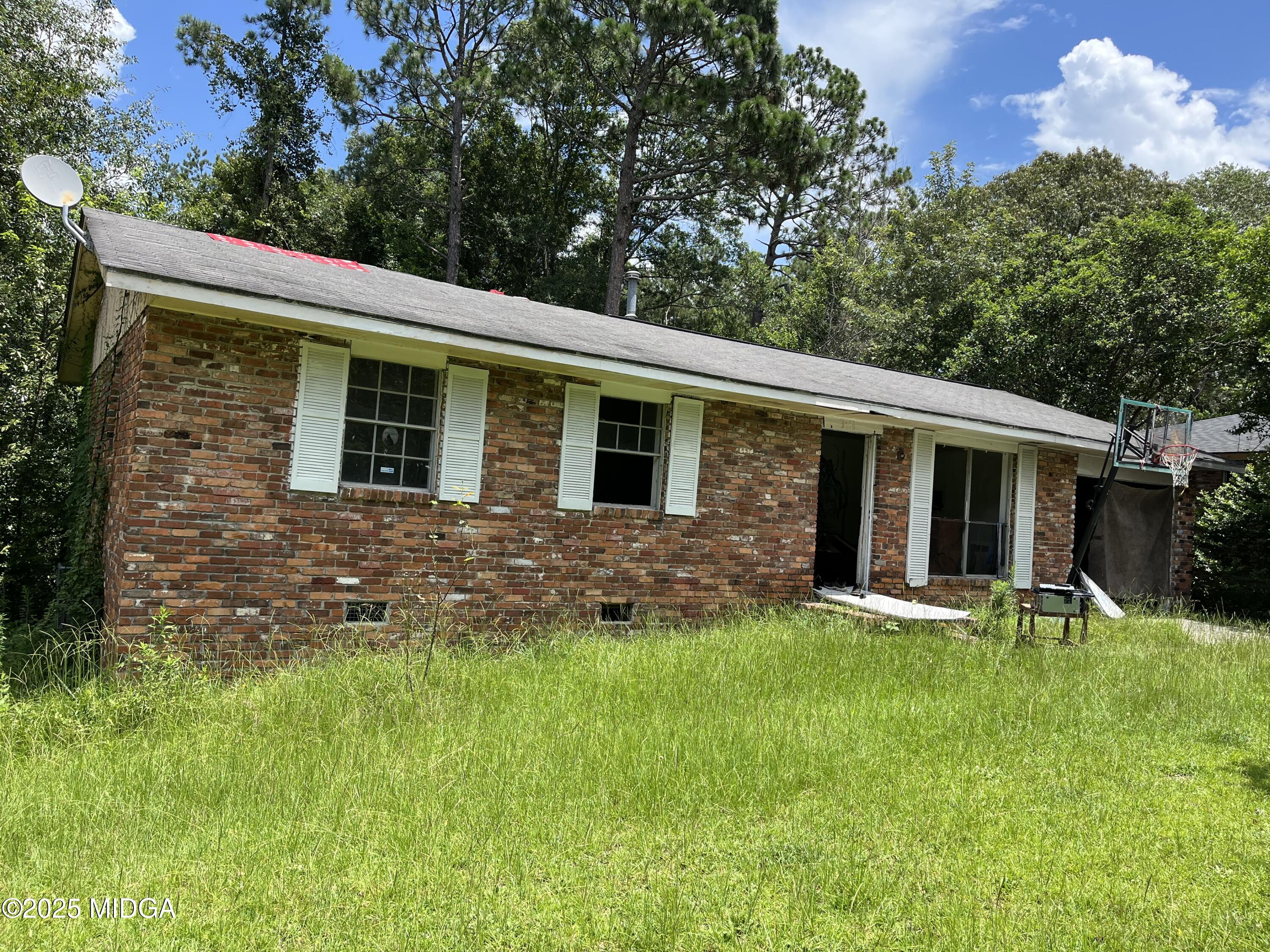 3356 Kings Park Circle