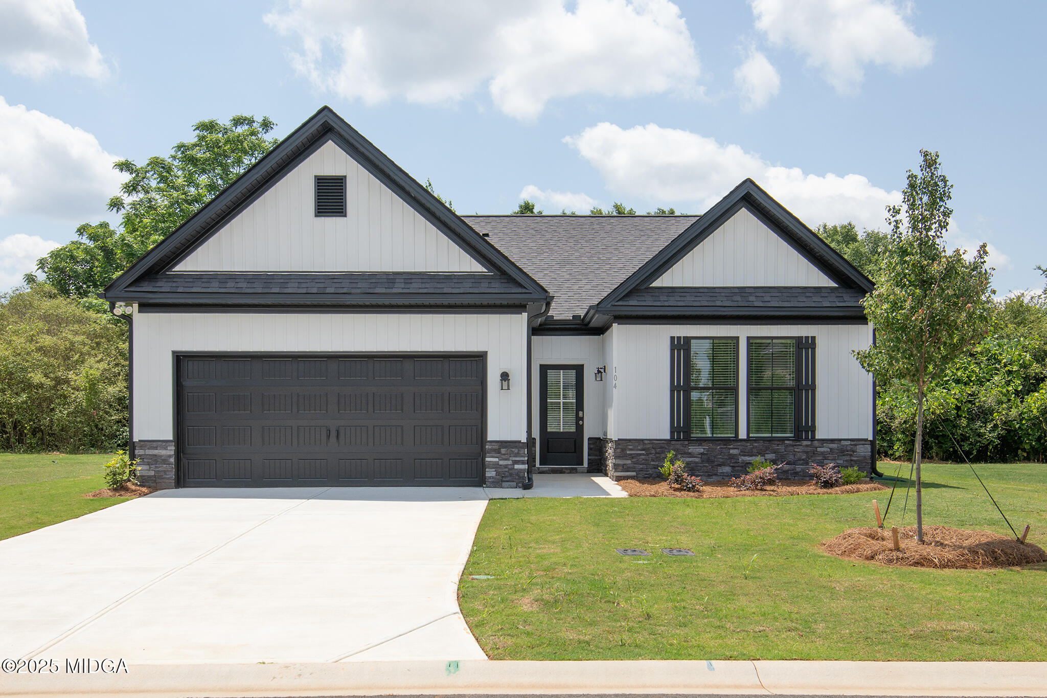 104 Breakwater Way