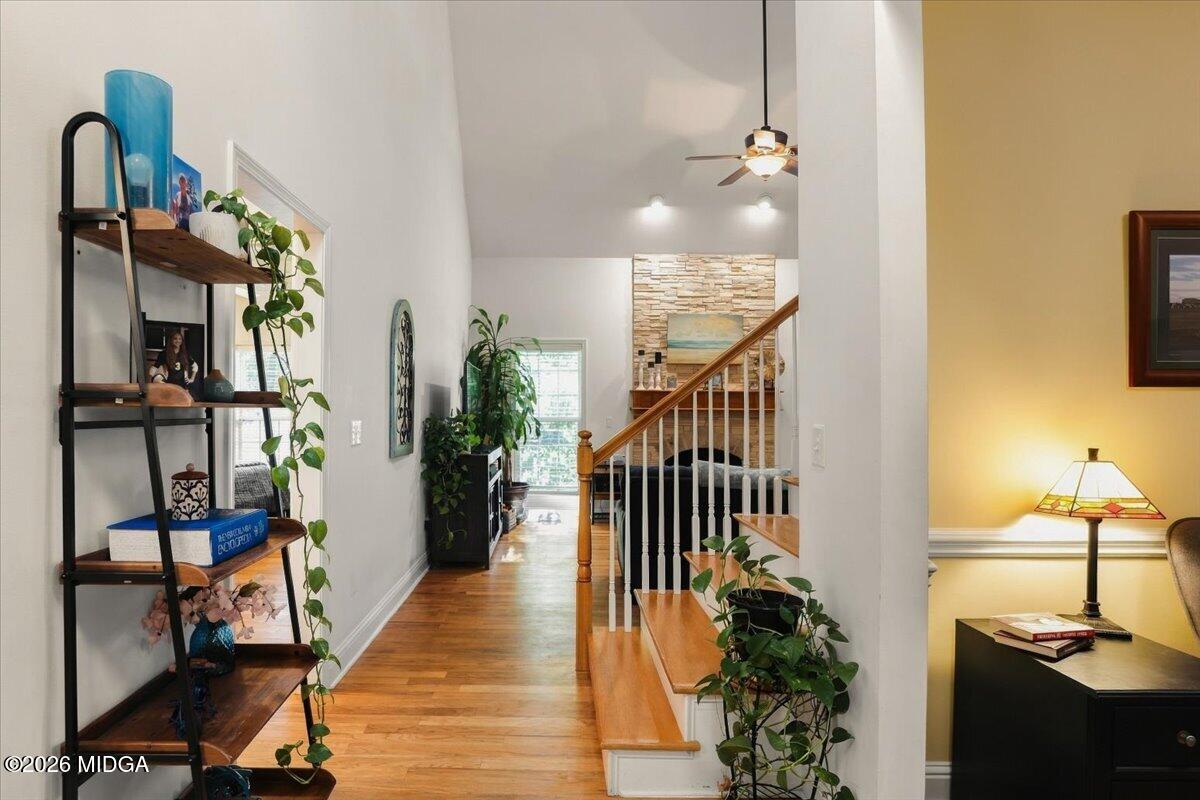 920 Huntcliffe Drive