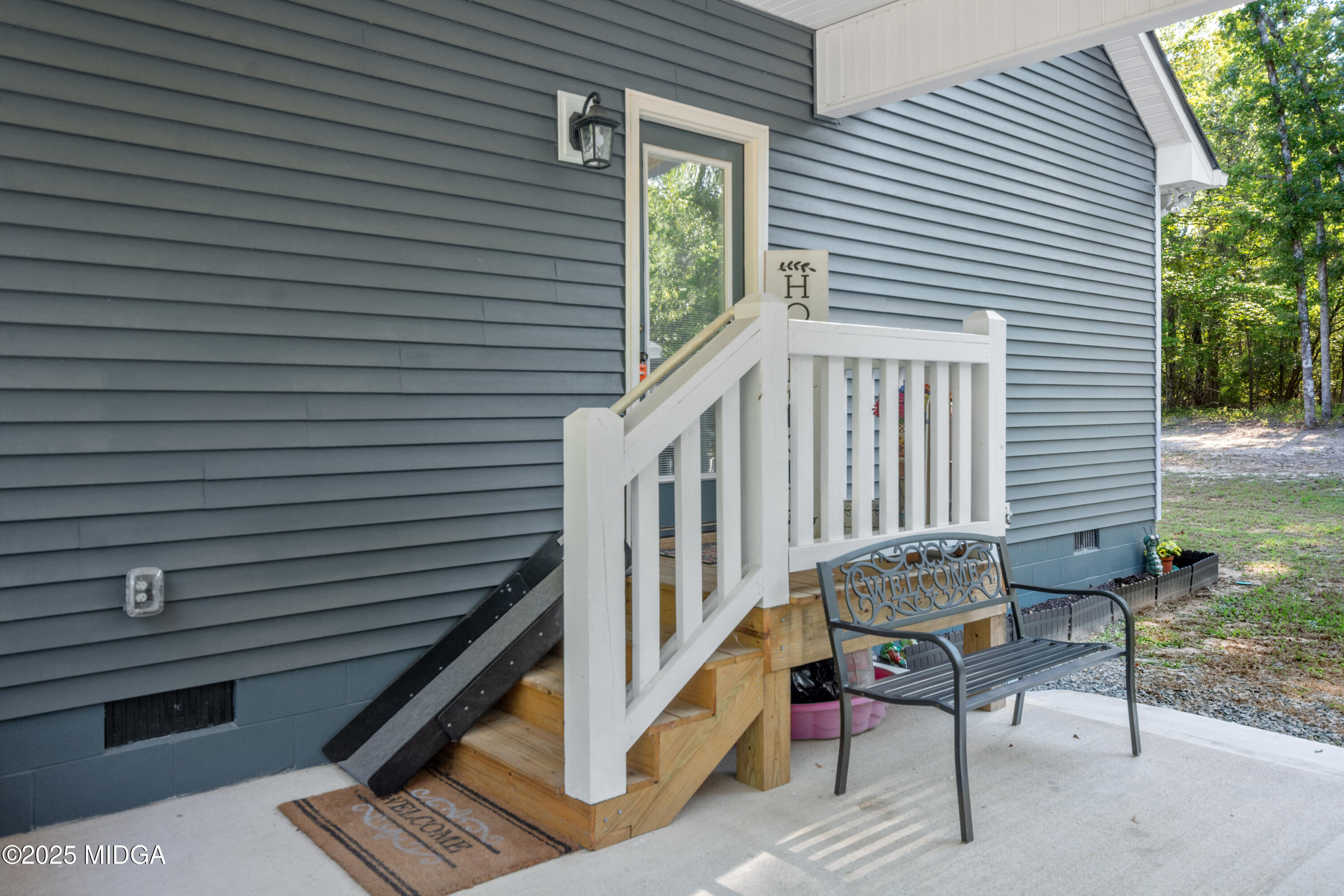 223 Butler Road SE