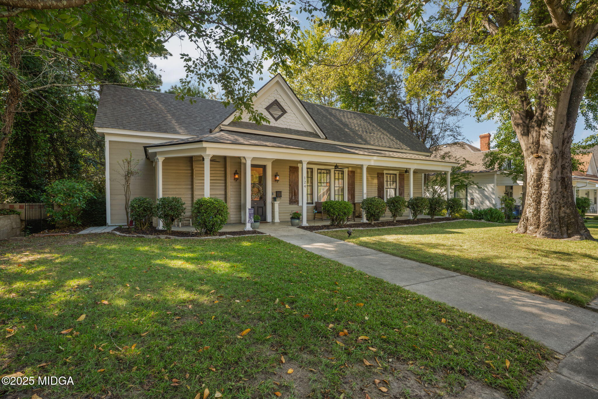 124 Stonewall Place