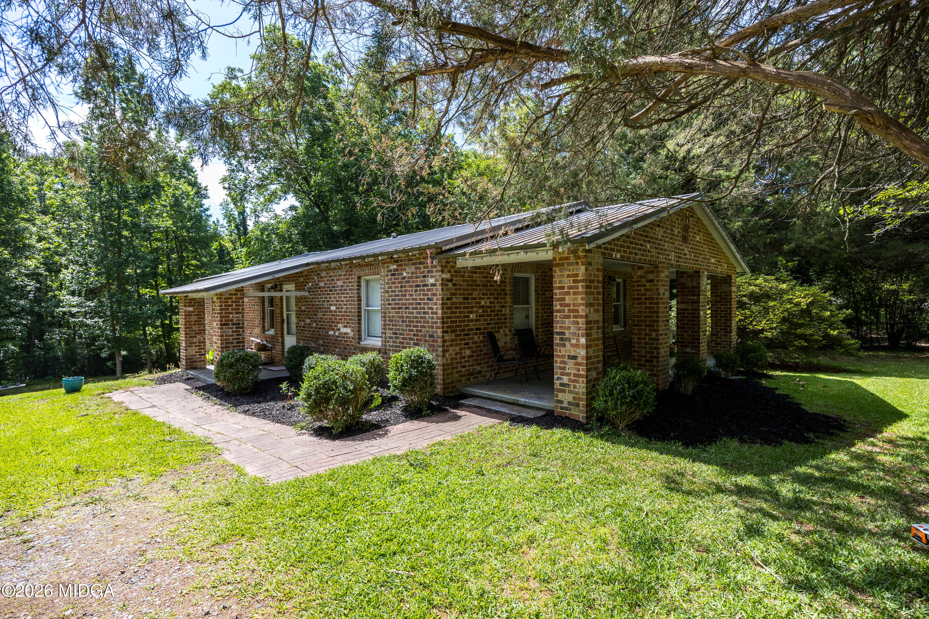1529 Rainey Road