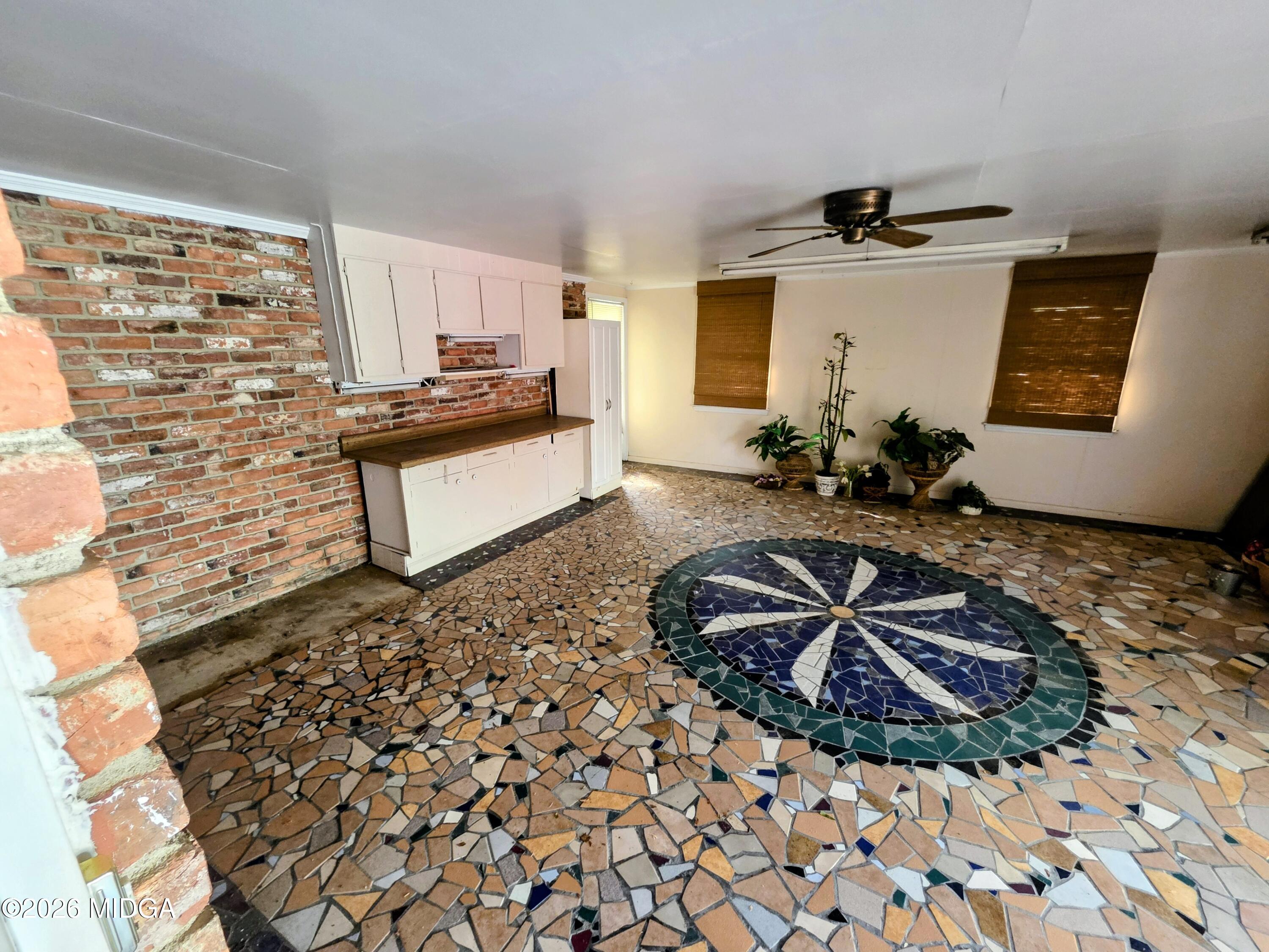 4075 Metro Way