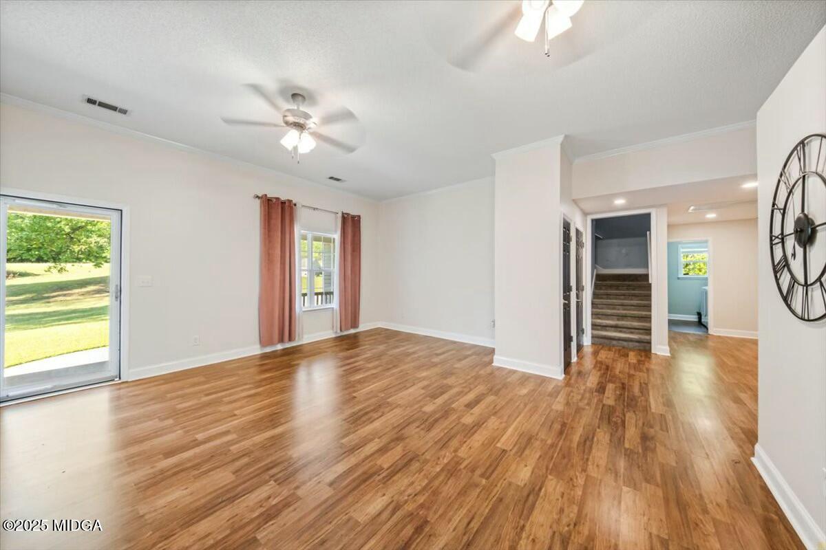 1168 E Seminole Drive